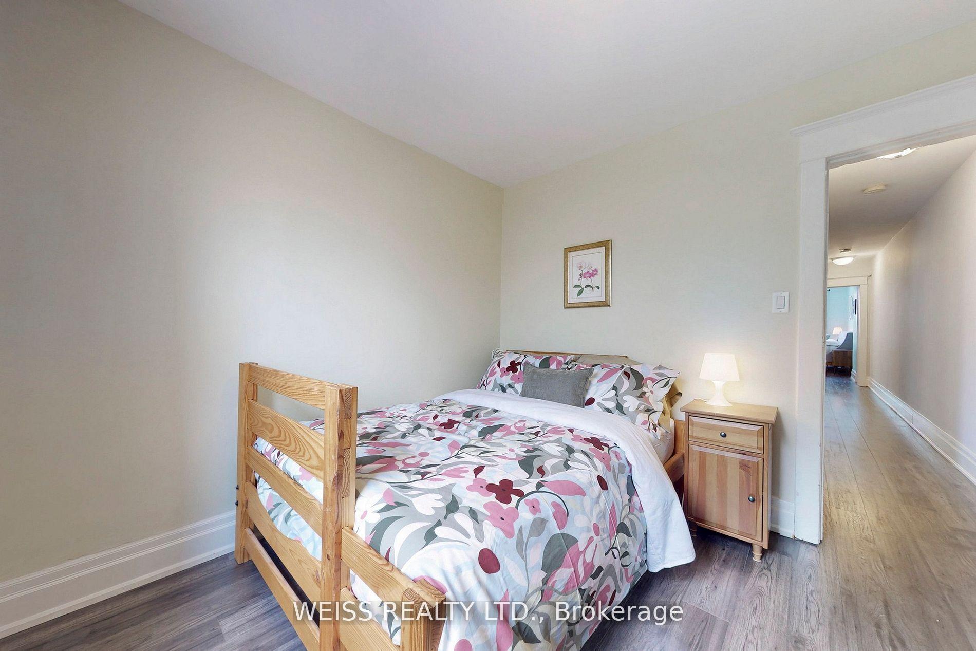 Photo 22 of 758 Richmond Street W, Toronto, Niagara — HOMEH