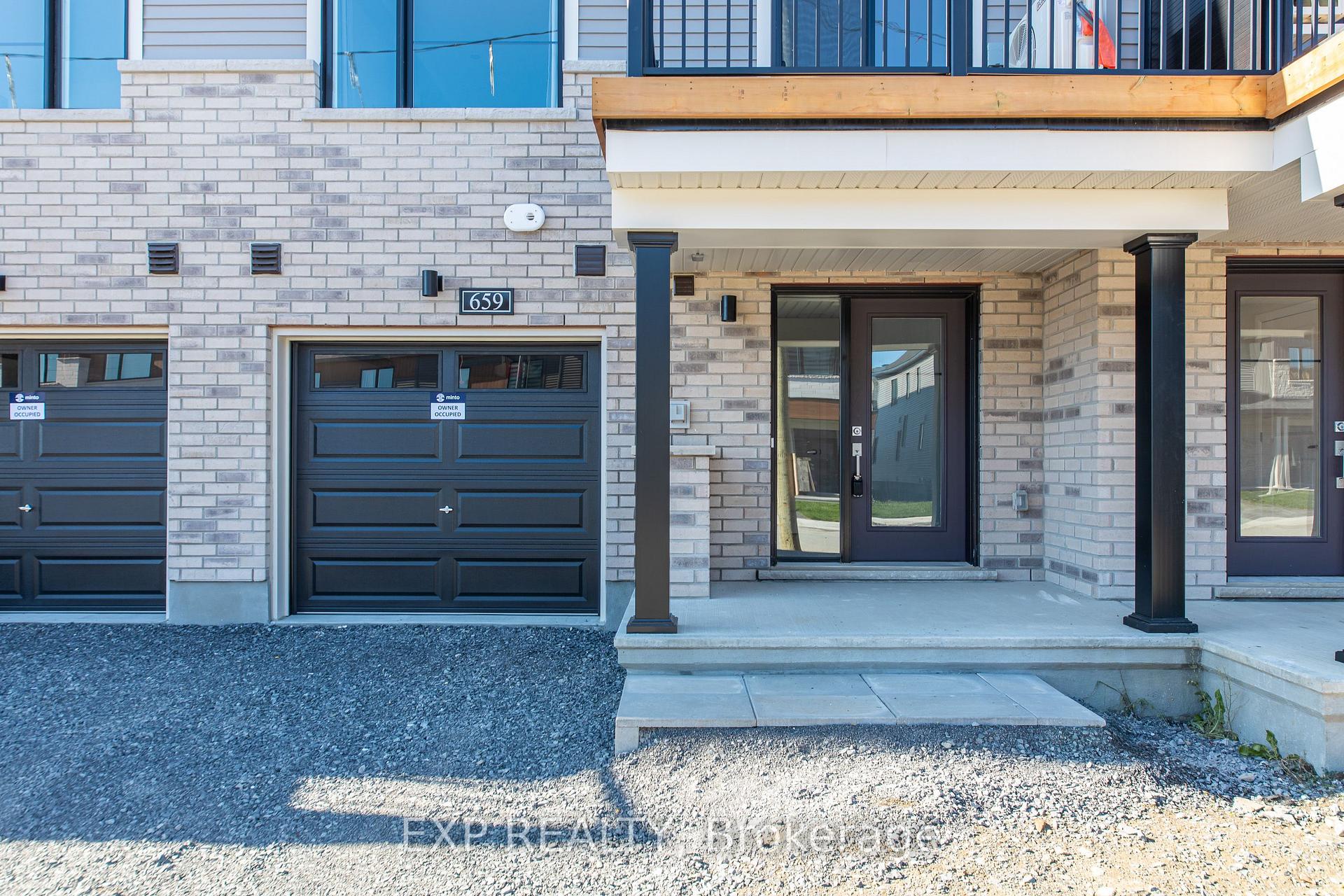 Photo 3 of 659 Moonglade Crescent, Ottawa, Barrhaven - Half Moon Bay — HOMEH