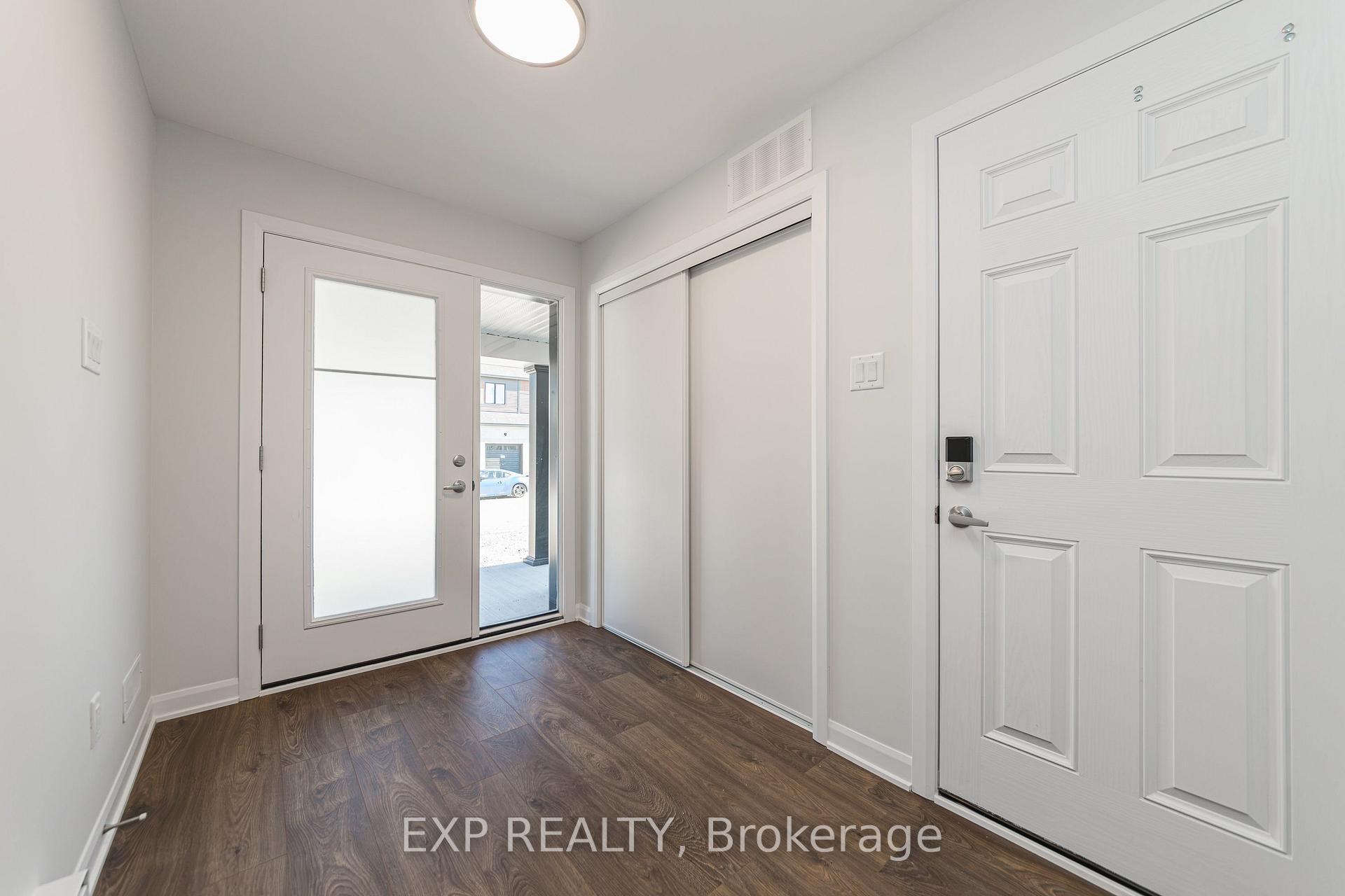 Photo 4 of 659 Moonglade Crescent, Ottawa, Barrhaven - Half Moon Bay — HOMEH