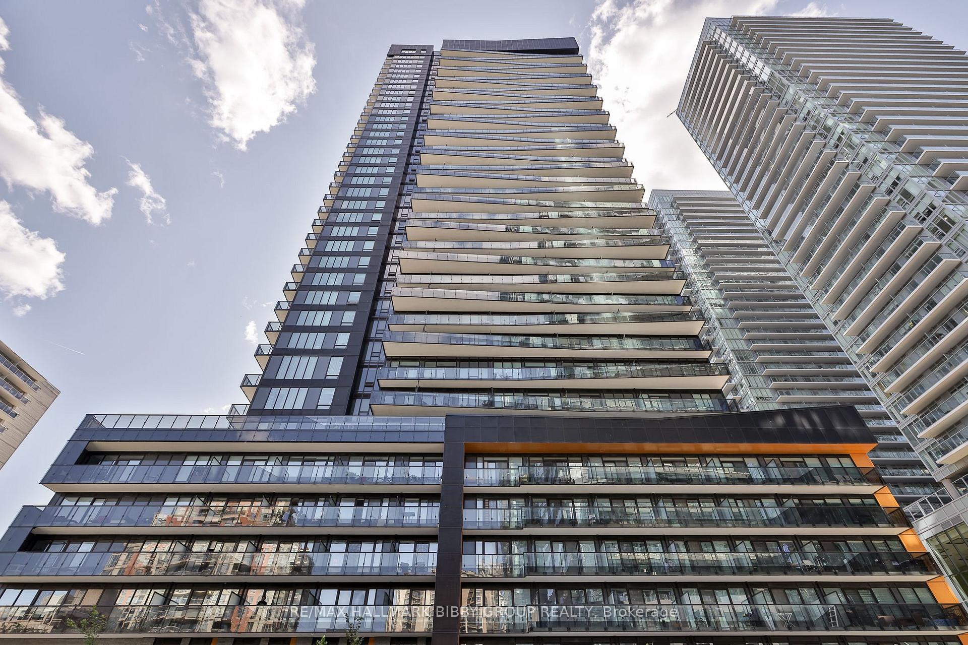 Photo of Unit 302, 127 Broadway Avenue