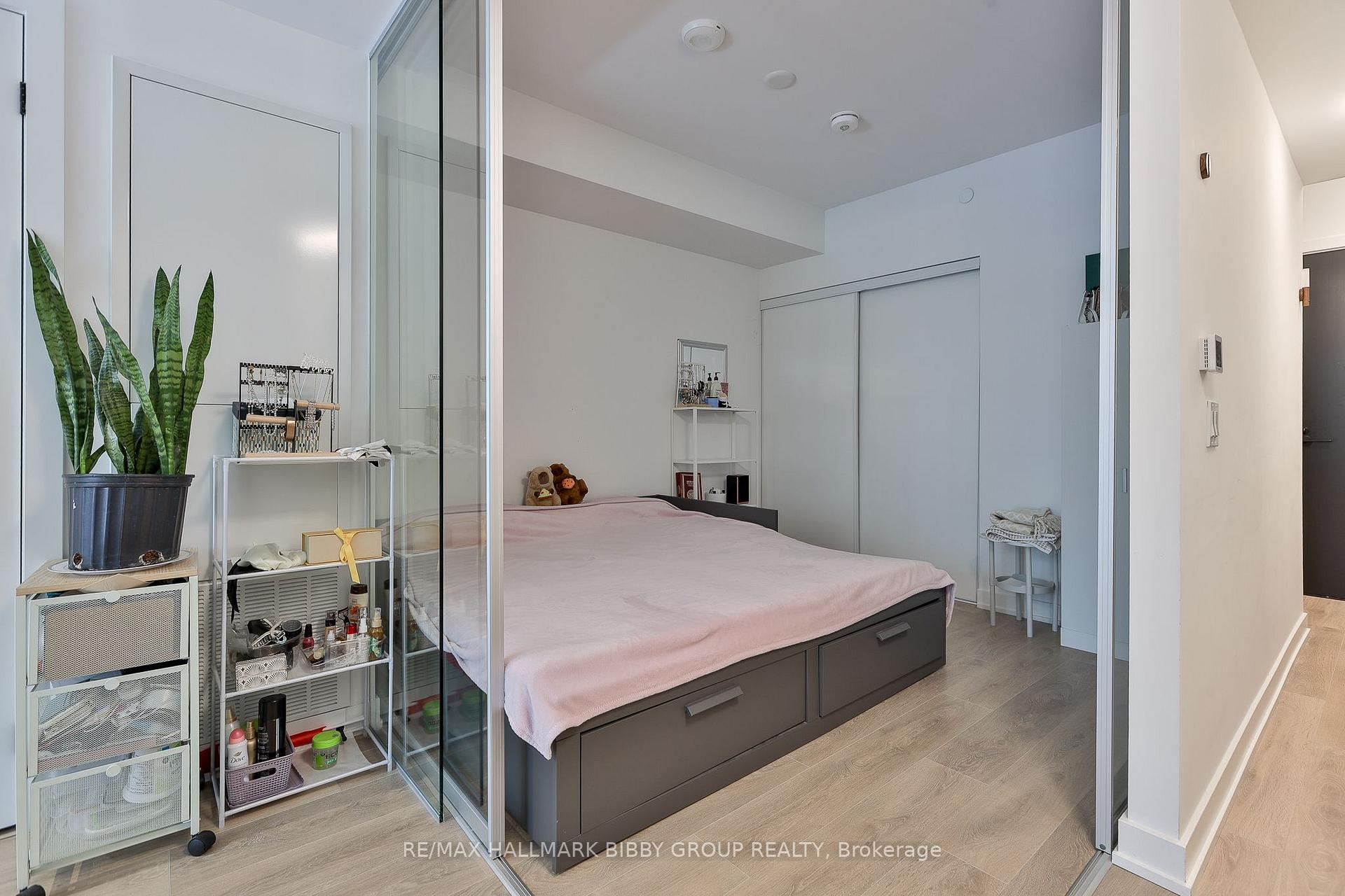 Photo 11 of Unit 302, 127 Broadway Avenue, Toronto, Mount Pleasant West — HOMEH