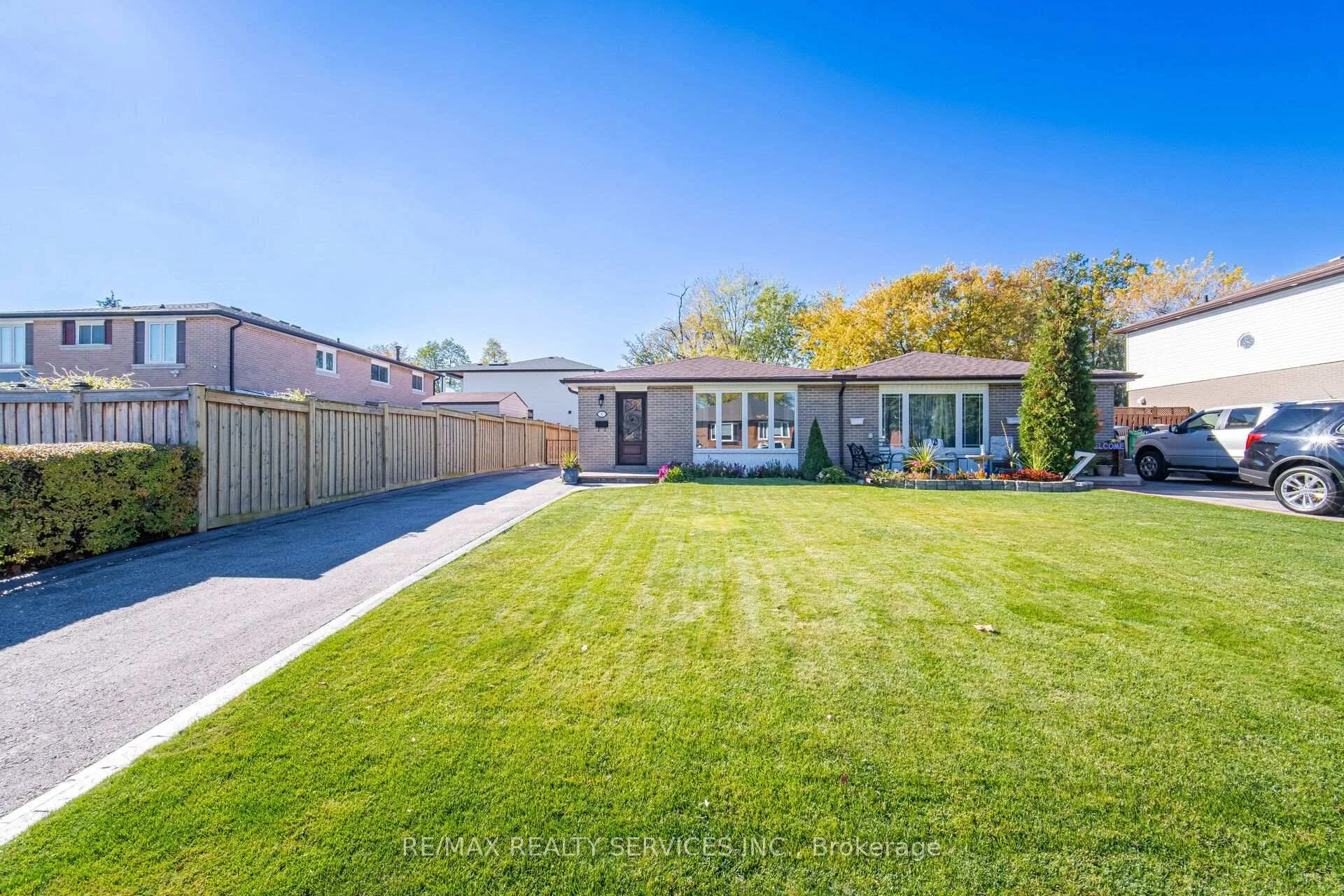 Photo 14 of 5 Drake Boulevard, Brampton, Southgate — HOMEH