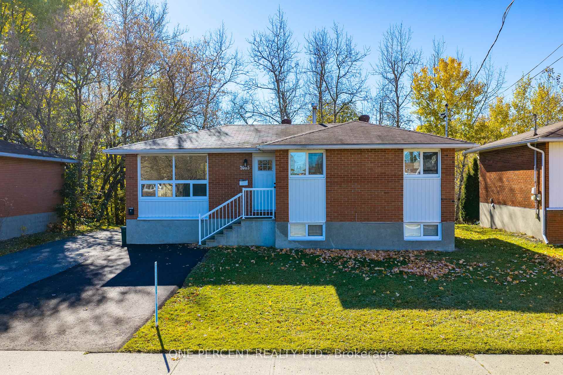 Photo of 2085 Madison Avenue