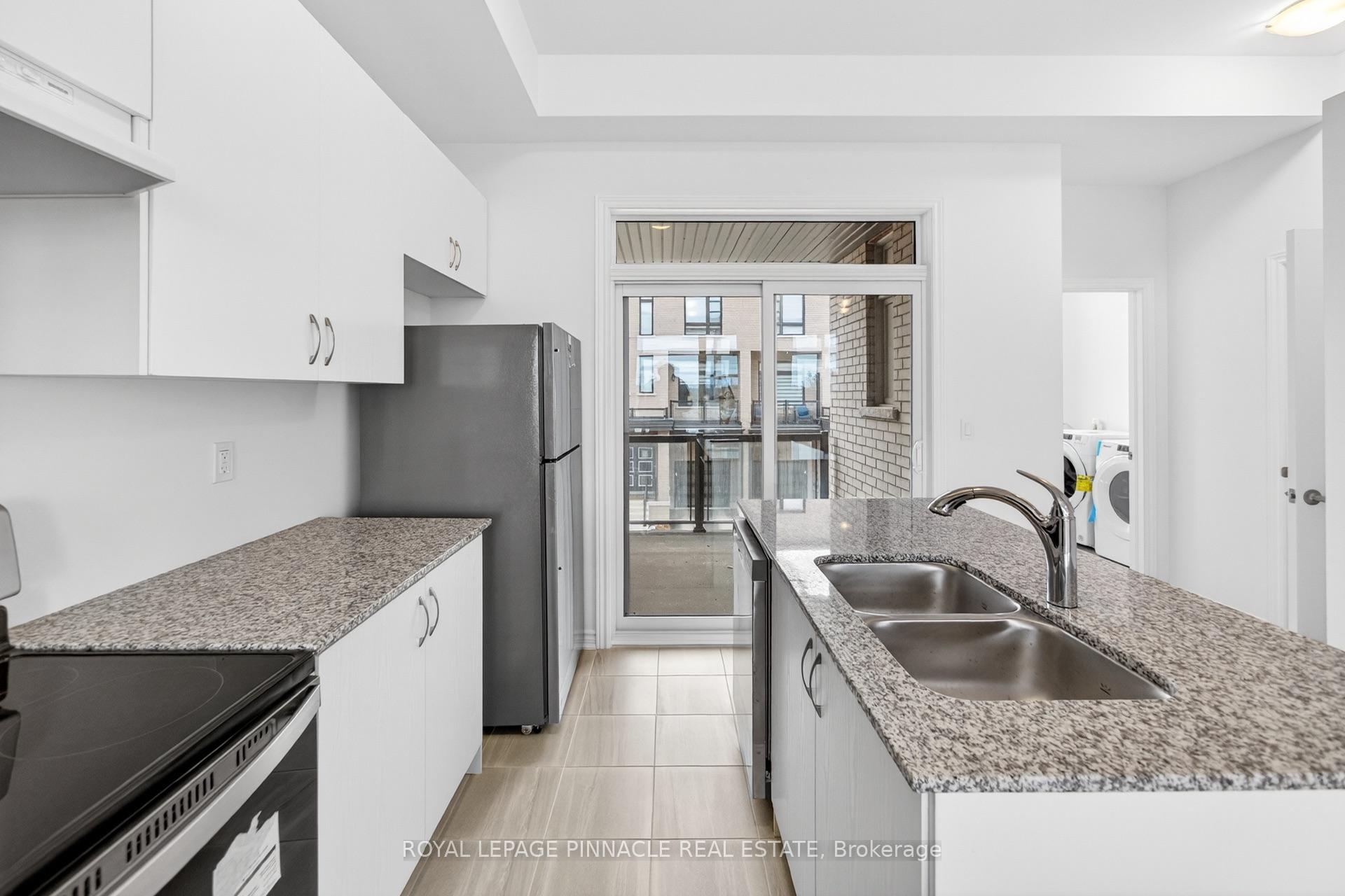 Photo 23 of 69 Inverary Crescent, Vaughan, Kleinburg — HOMEH