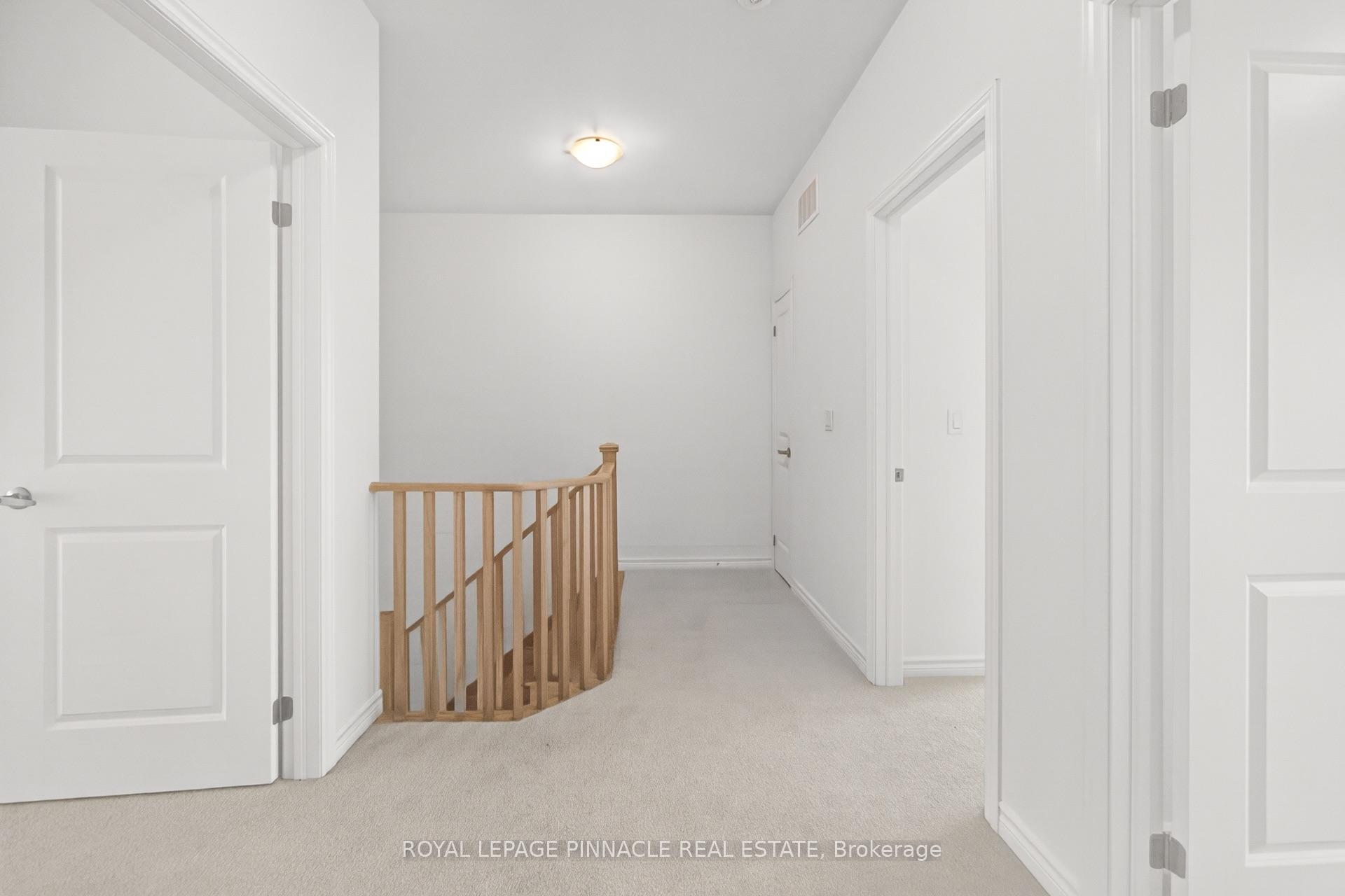 Photo 32 of 69 Inverary Crescent, Vaughan, Kleinburg — HOMEH