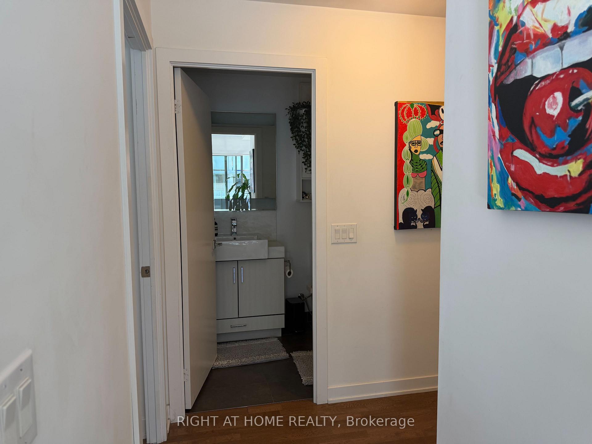 Photo 6 of Unit 509, 15 Beverley Street, Toronto, Kensington-Chinatown — HOMEH