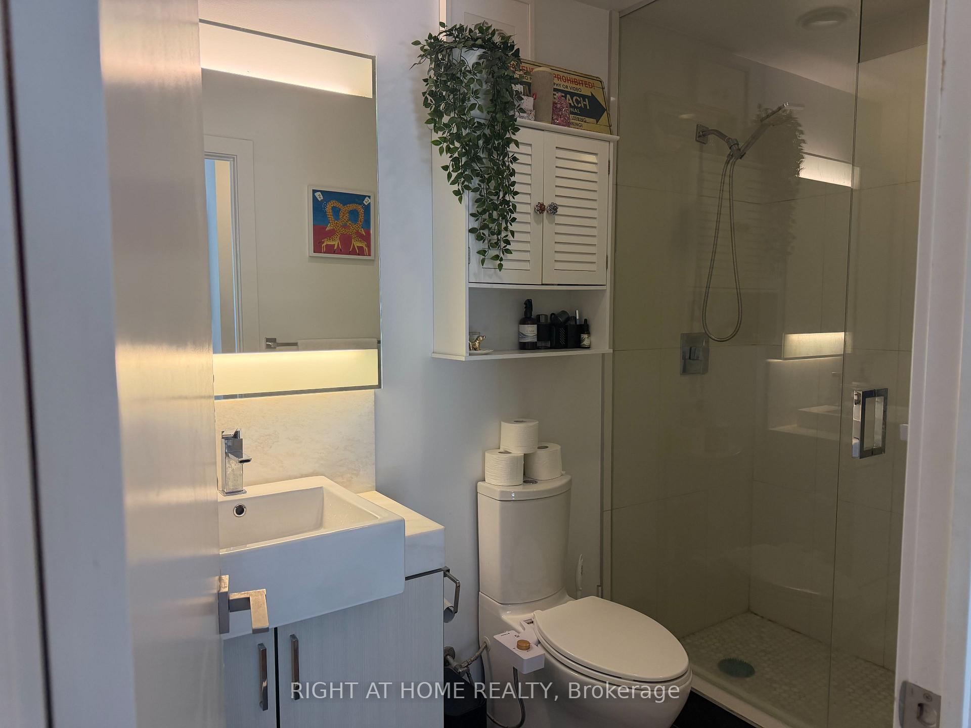 Photo 14 of Unit 509, 15 Beverley Street, Toronto, Kensington-Chinatown — HOMEH