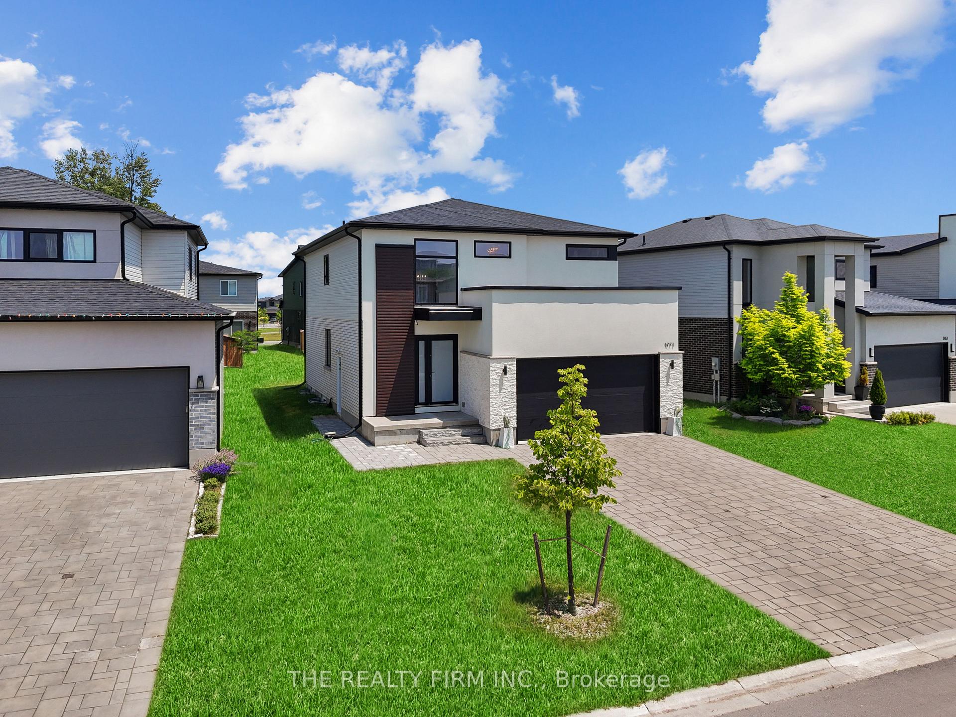 Photo 3 of 1771 Applerock Avenue, London, North S — HOMEH