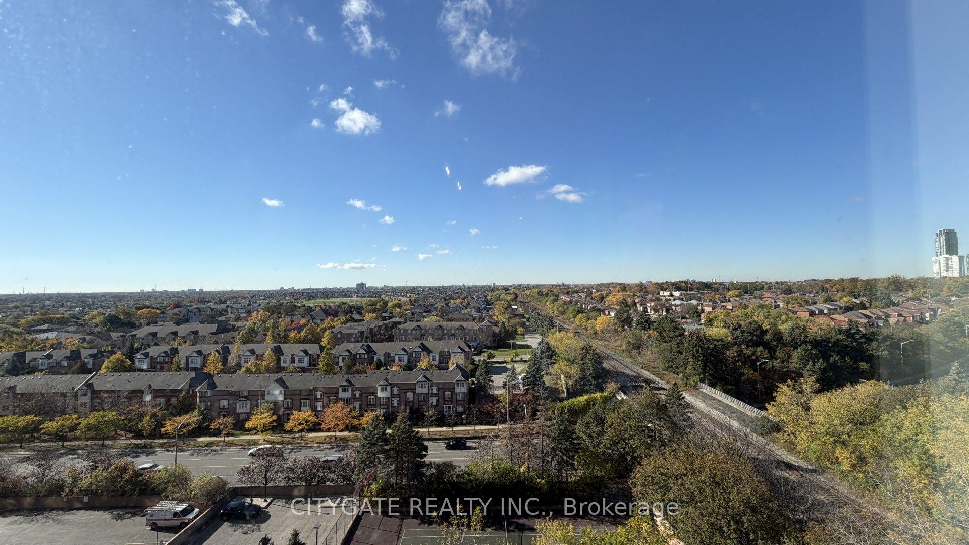 Photo 3 of Unit 1111, 135 Hillcrest Avenue, Mississauga, Cooksville — HOMEH