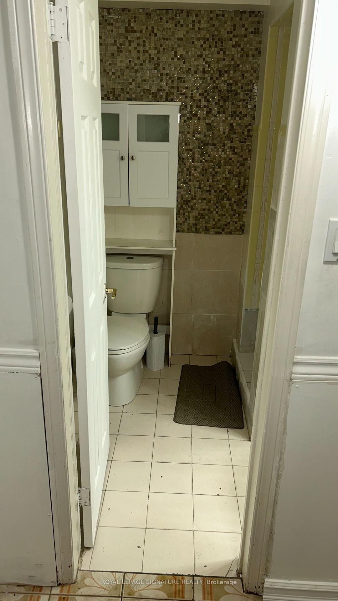 Photo 2 of 138 Duncanwoods Drive, North York, Humber Summit — HOMEH