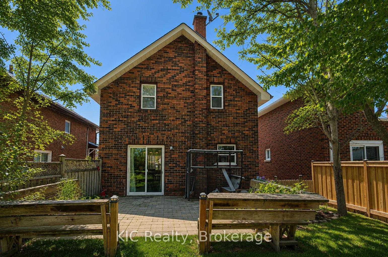 Photo 25 of 200 Oshawa Boulevard N, Oshawa, O'Neill — HOMEH