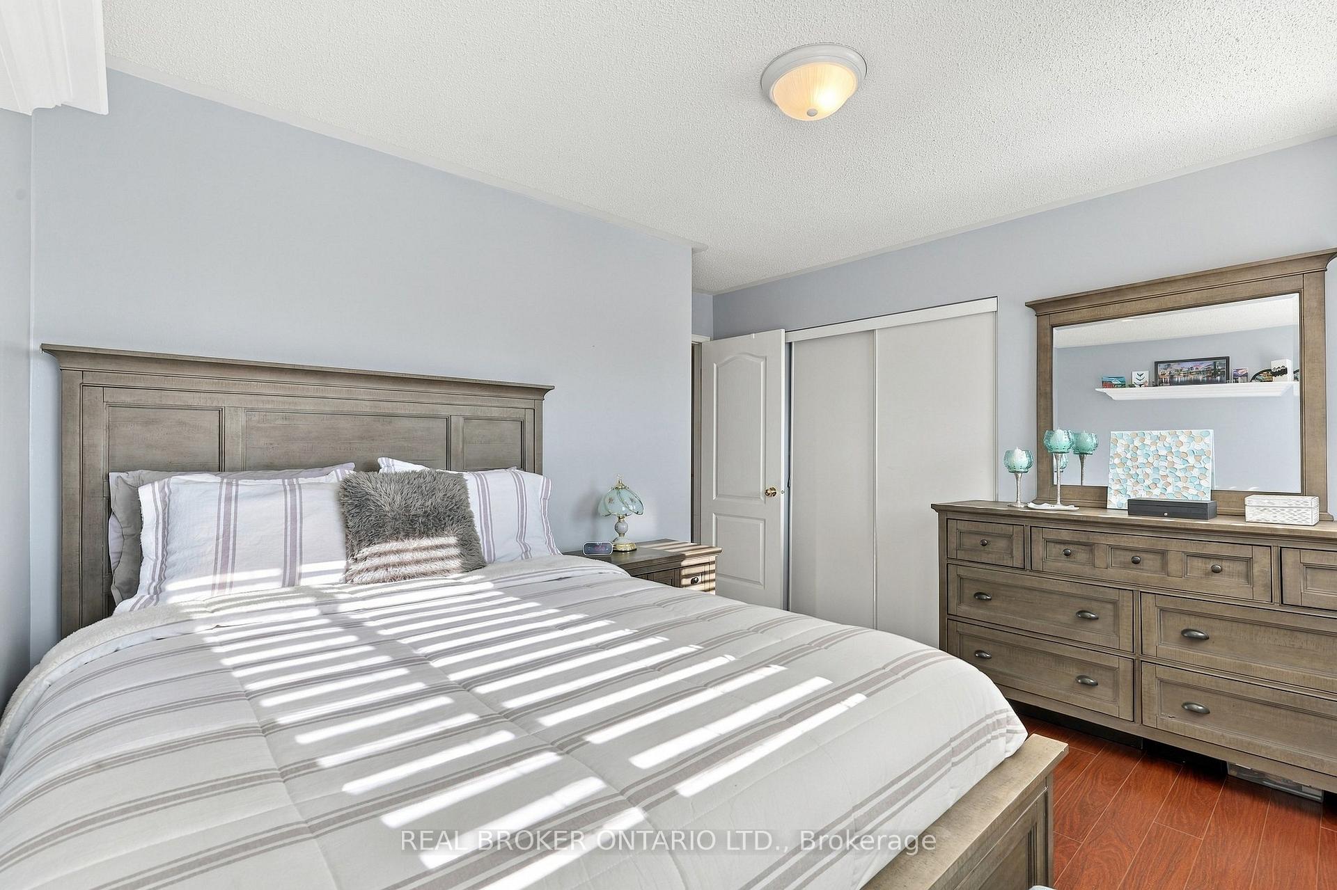 Photo 22 of 20 Kendra Court, Brampton, Snelgrove — HOMEH