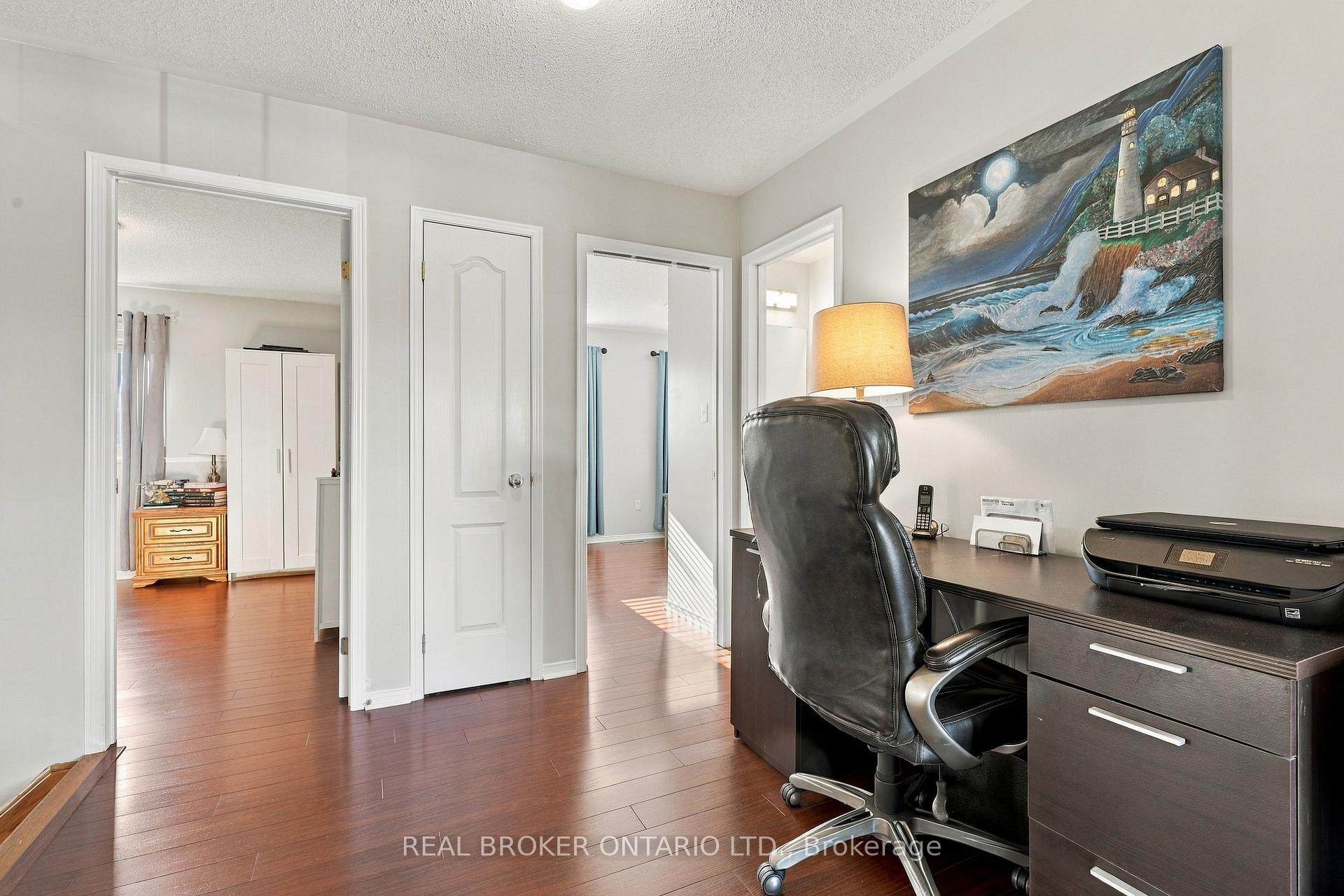 Photo 24 of 20 Kendra Court, Brampton, Snelgrove — HOMEH