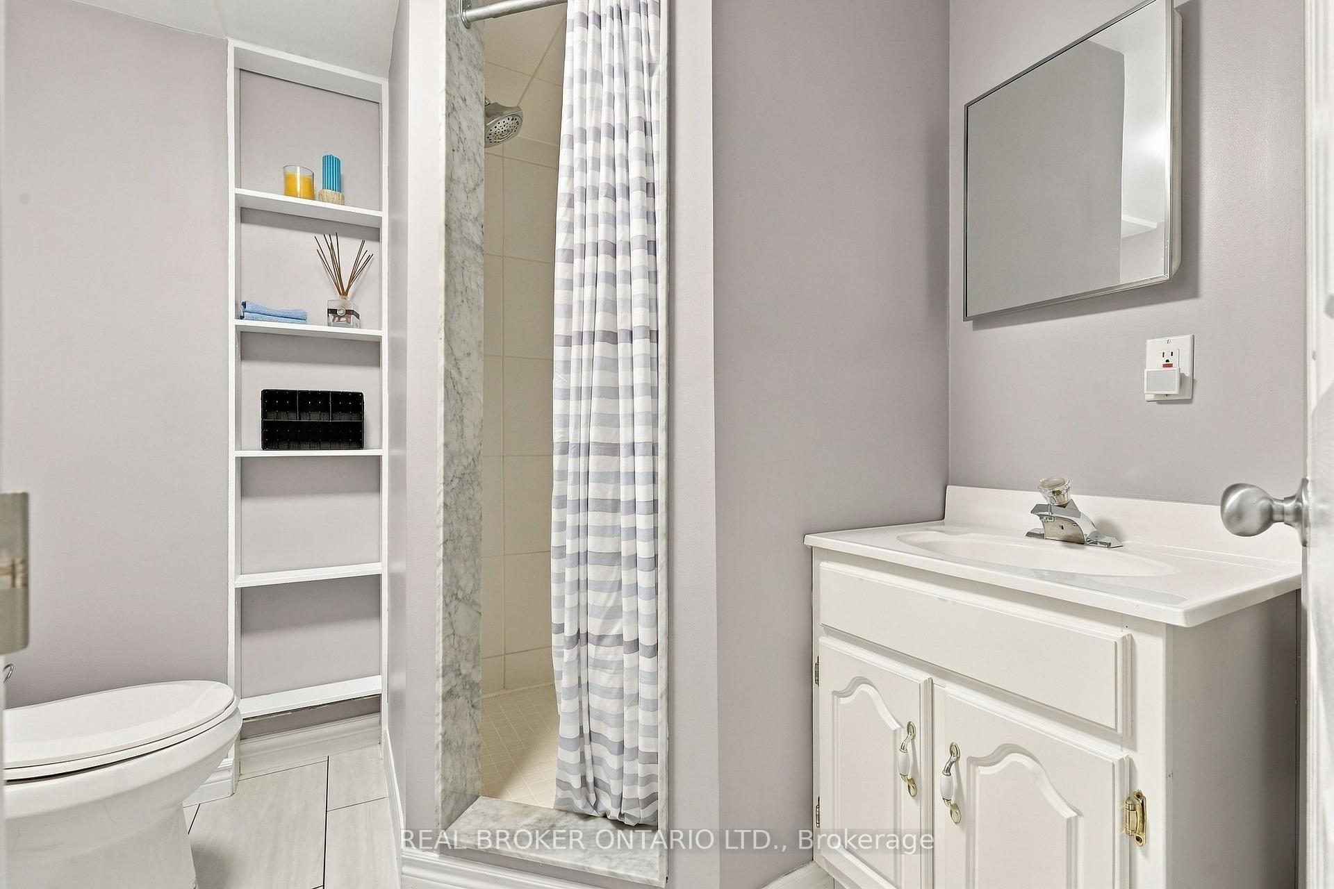 Photo 35 of 20 Kendra Court, Brampton, Snelgrove — HOMEH
