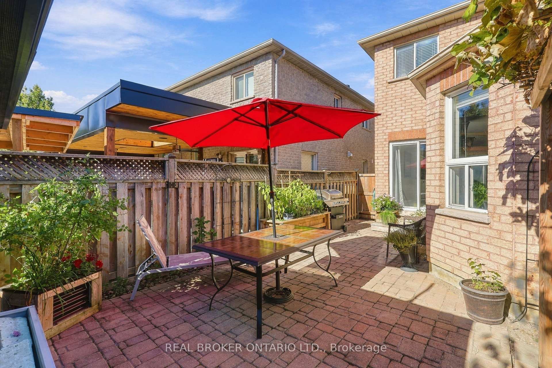 Photo 39 of 20 Kendra Court, Brampton, Snelgrove — HOMEH
