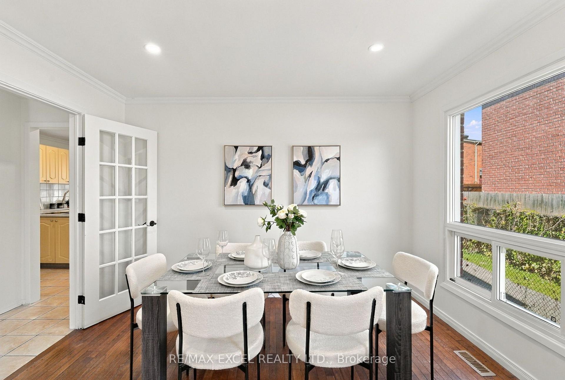 Photo 9 of 97 Tangmere Crescent, Markham, Milliken Mills East — HOMEH