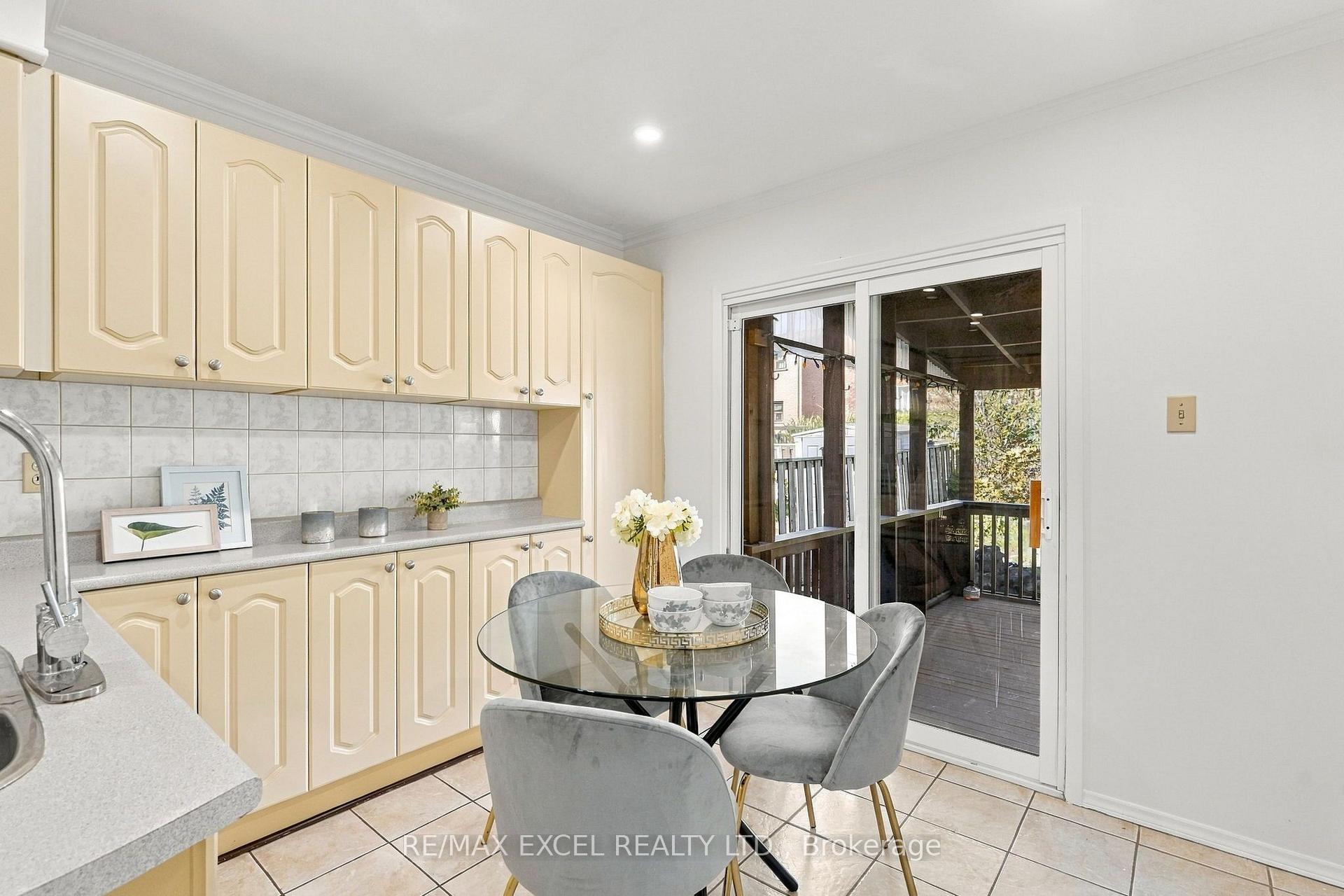 Photo 20 of 97 Tangmere Crescent, Markham, Milliken Mills East — HOMEH