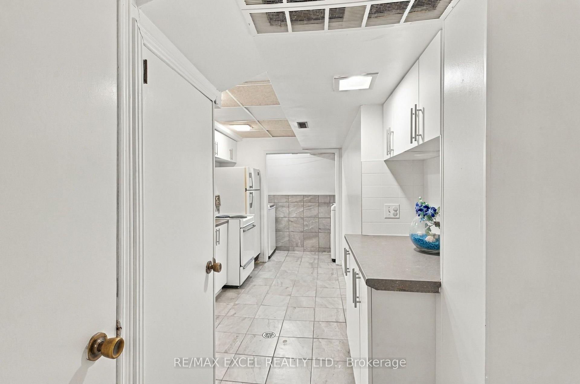 Photo 52 of 97 Tangmere Crescent, Markham, Milliken Mills East — HOMEH