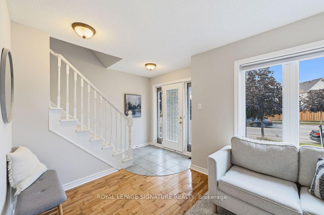 Photo 5 of 5052 Dryden Avenue, Burlington, Orchard — HOMEH