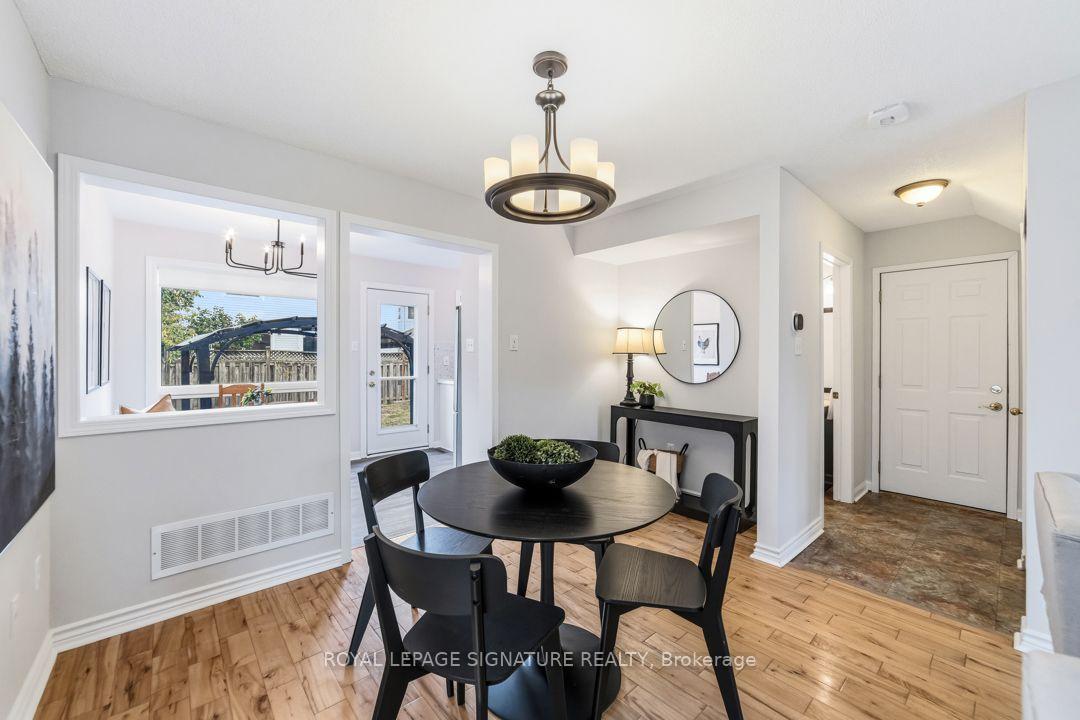 Photo 10 of 5052 Dryden Avenue, Burlington, Orchard — HOMEH