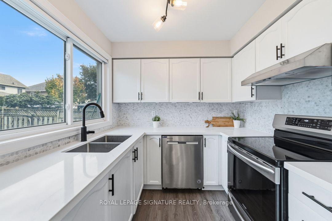 Photo 15 of 5052 Dryden Avenue, Burlington, Orchard — HOMEH