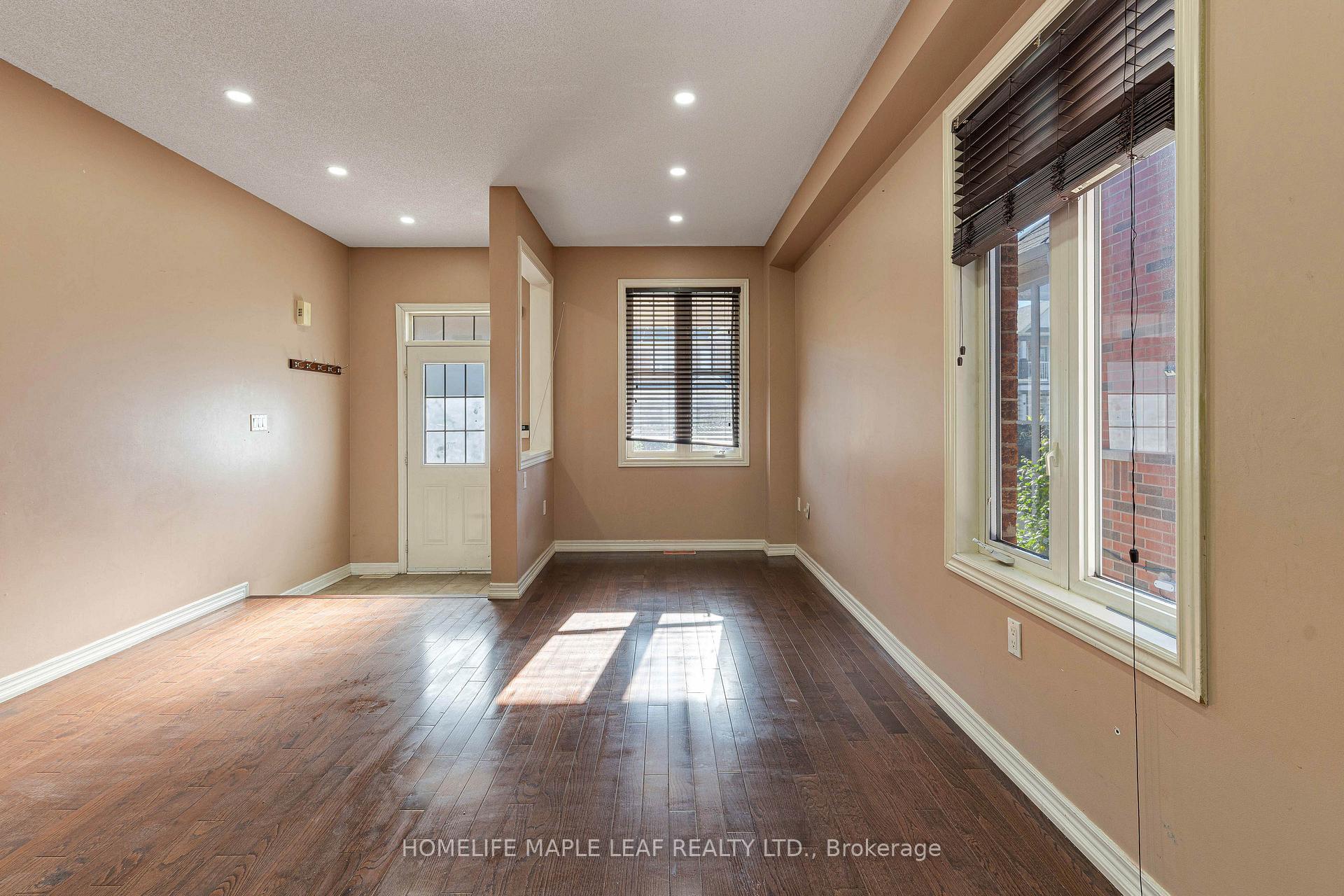 Photo 8 of 28 Vincent Street, Brampton, Sandringham-Wellington — HOMEH