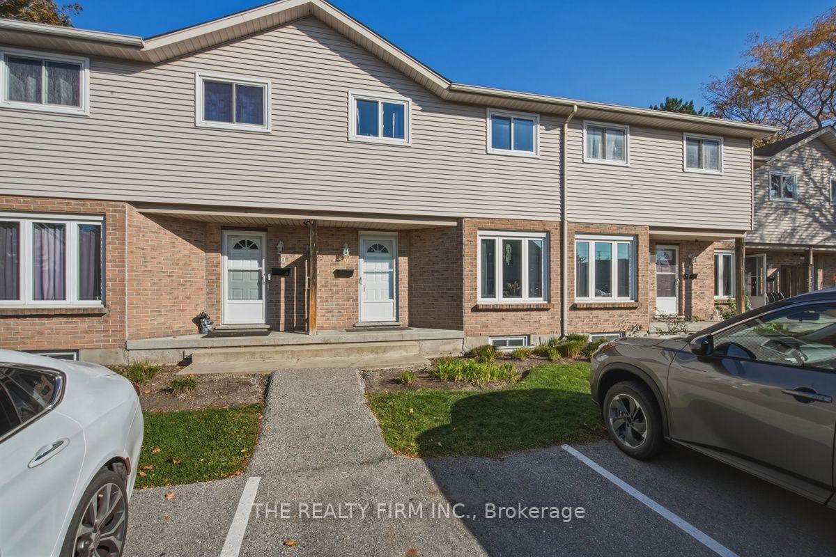 Photo 3 of Unit 9, 628 Wharncliffe Road S, London, South P — HOMEH