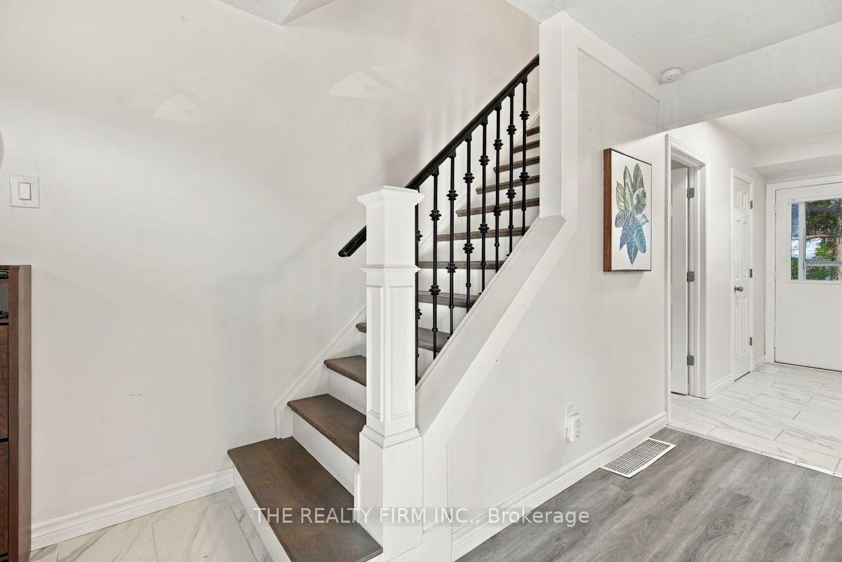 Photo 21 of Unit 9, 628 Wharncliffe Road S, London, South P — HOMEH