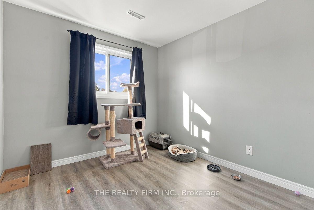 Photo 26 of Unit 9, 628 Wharncliffe Road S, London, South P — HOMEH