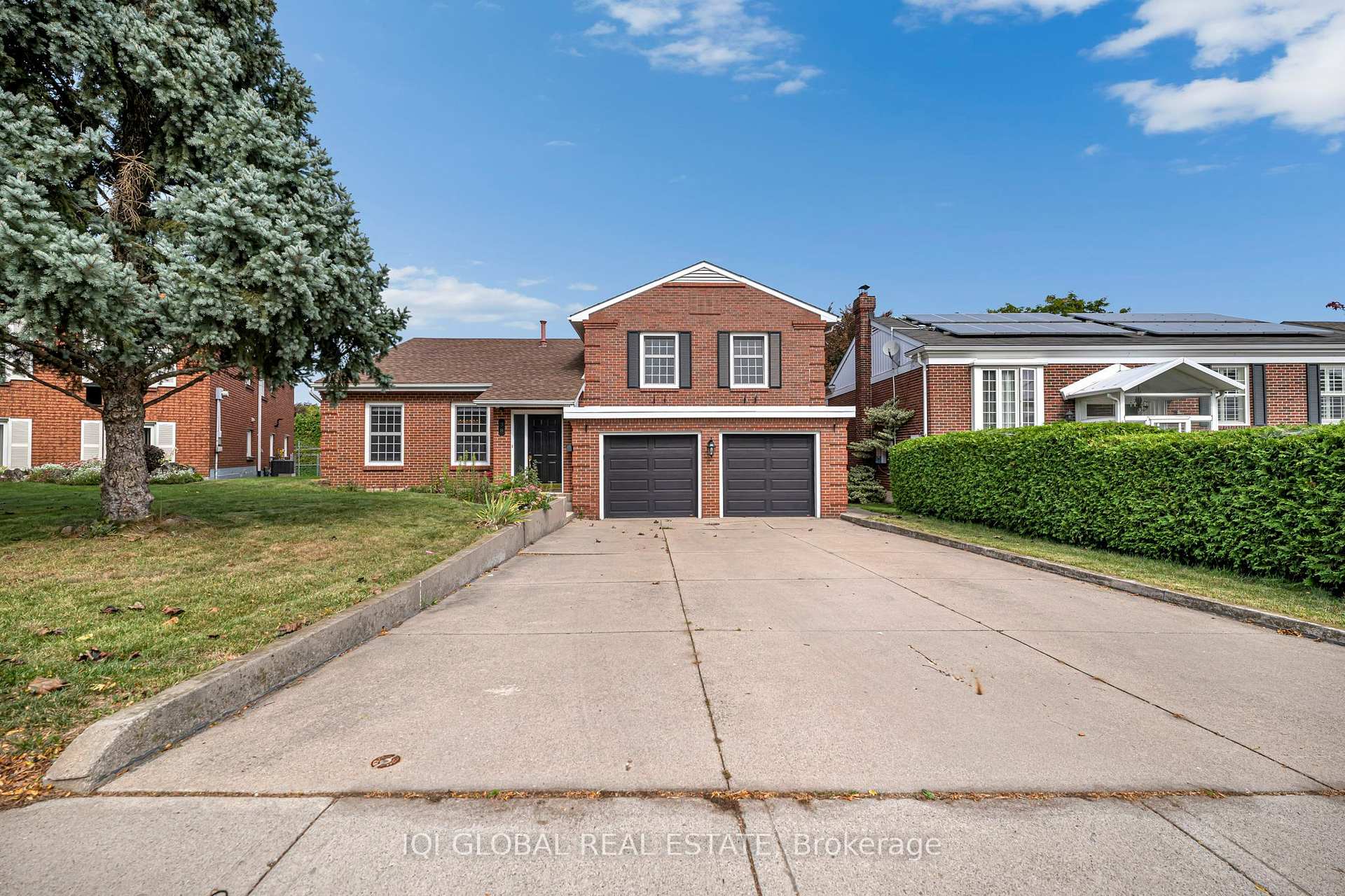Photo 4 of 38 Leclaire Street, Hamilton, Fessenden — HOMEH