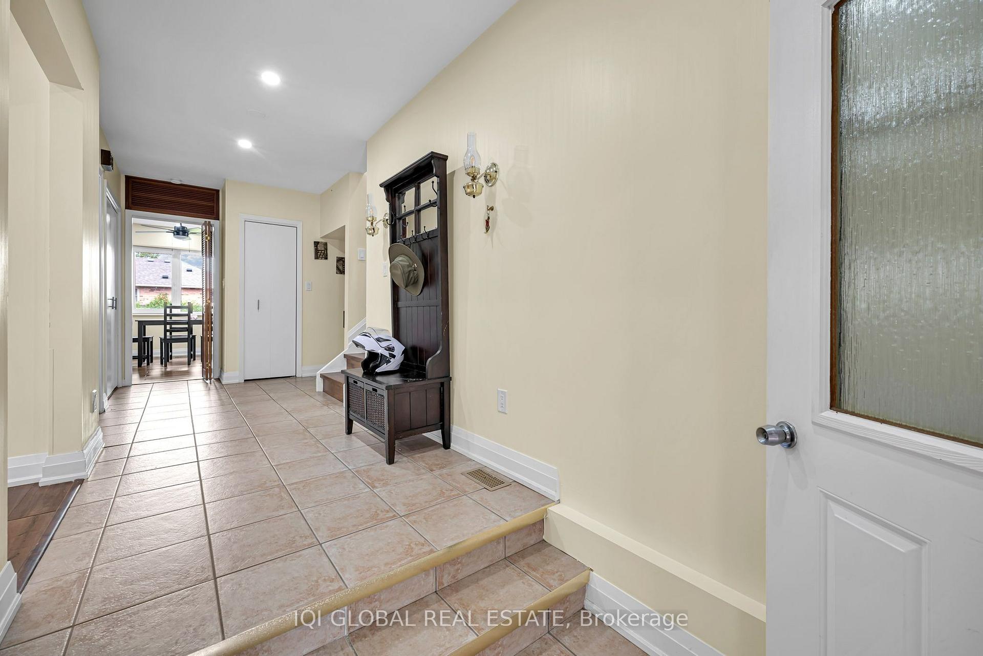 Photo 5 of 38 Leclaire Street, Hamilton, Fessenden — HOMEH