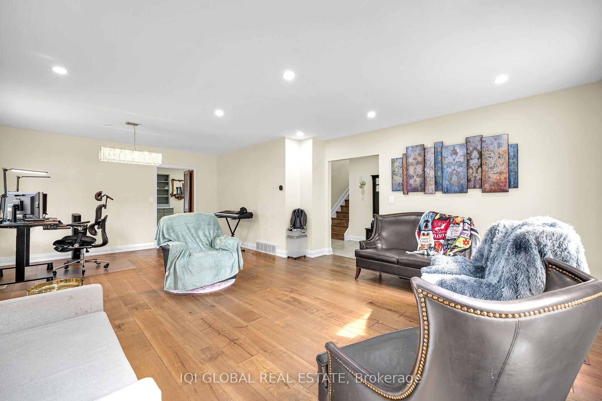 Photo 7 of 38 Leclaire Street, Hamilton, Fessenden — HOMEH