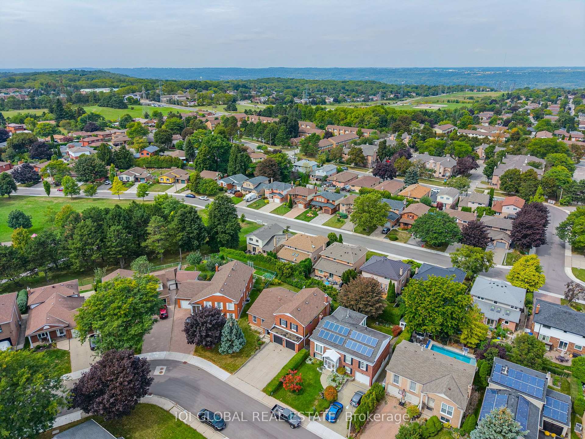 Photo 41 of 38 Leclaire Street, Hamilton, Fessenden — HOMEH