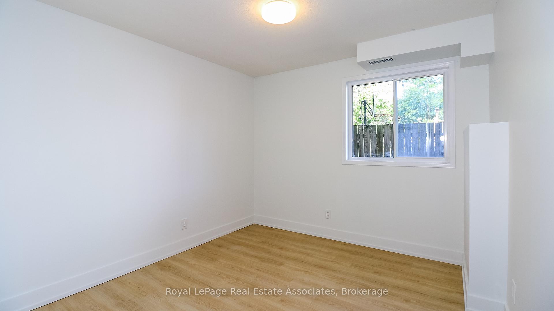 Photo 6 of Unit 2, 94 Sanford Street, Barrie, Sanford — HOMEH