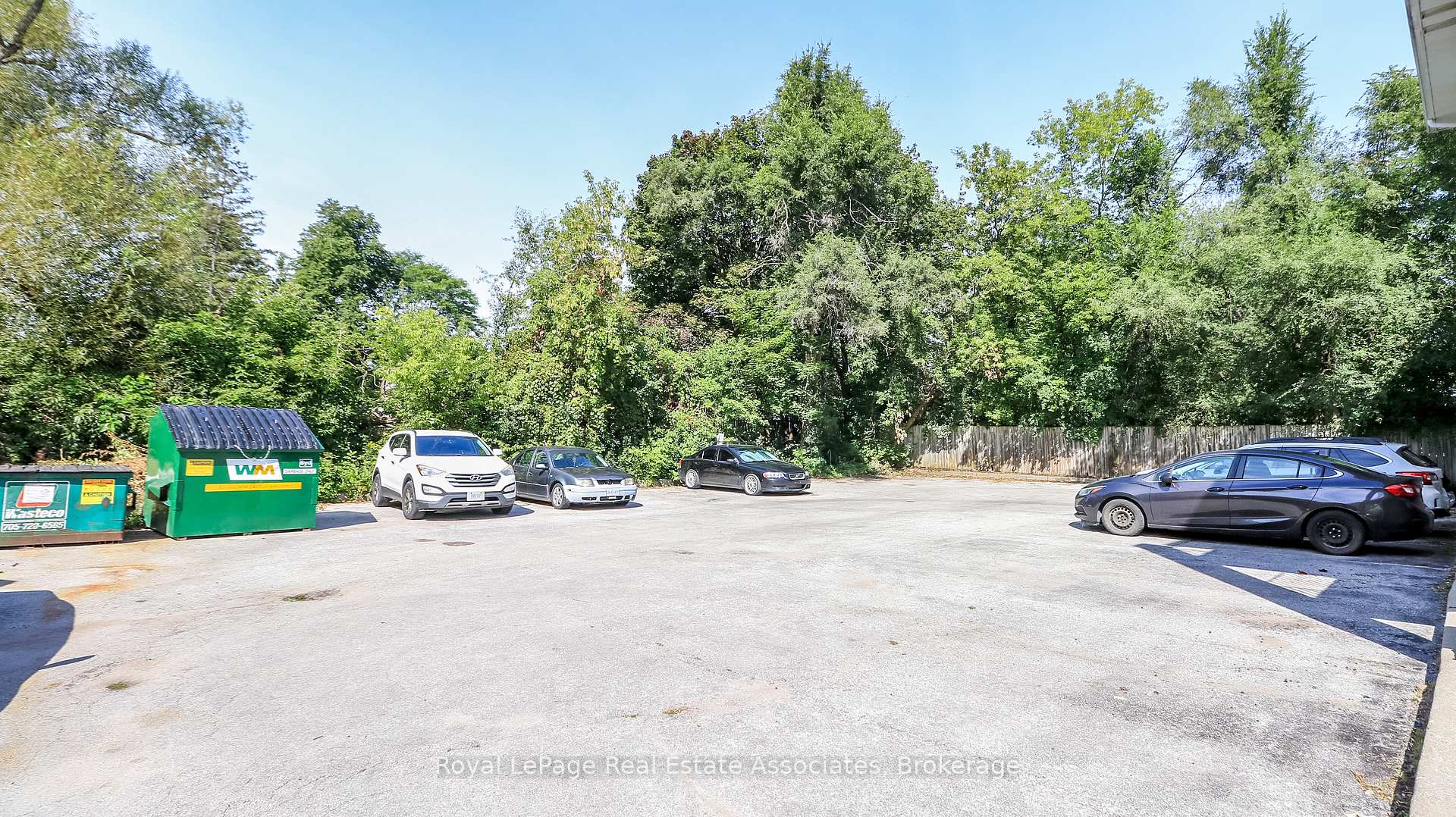 Photo 20 of Unit 2, 94 Sanford Street, Barrie, Sanford — HOMEH