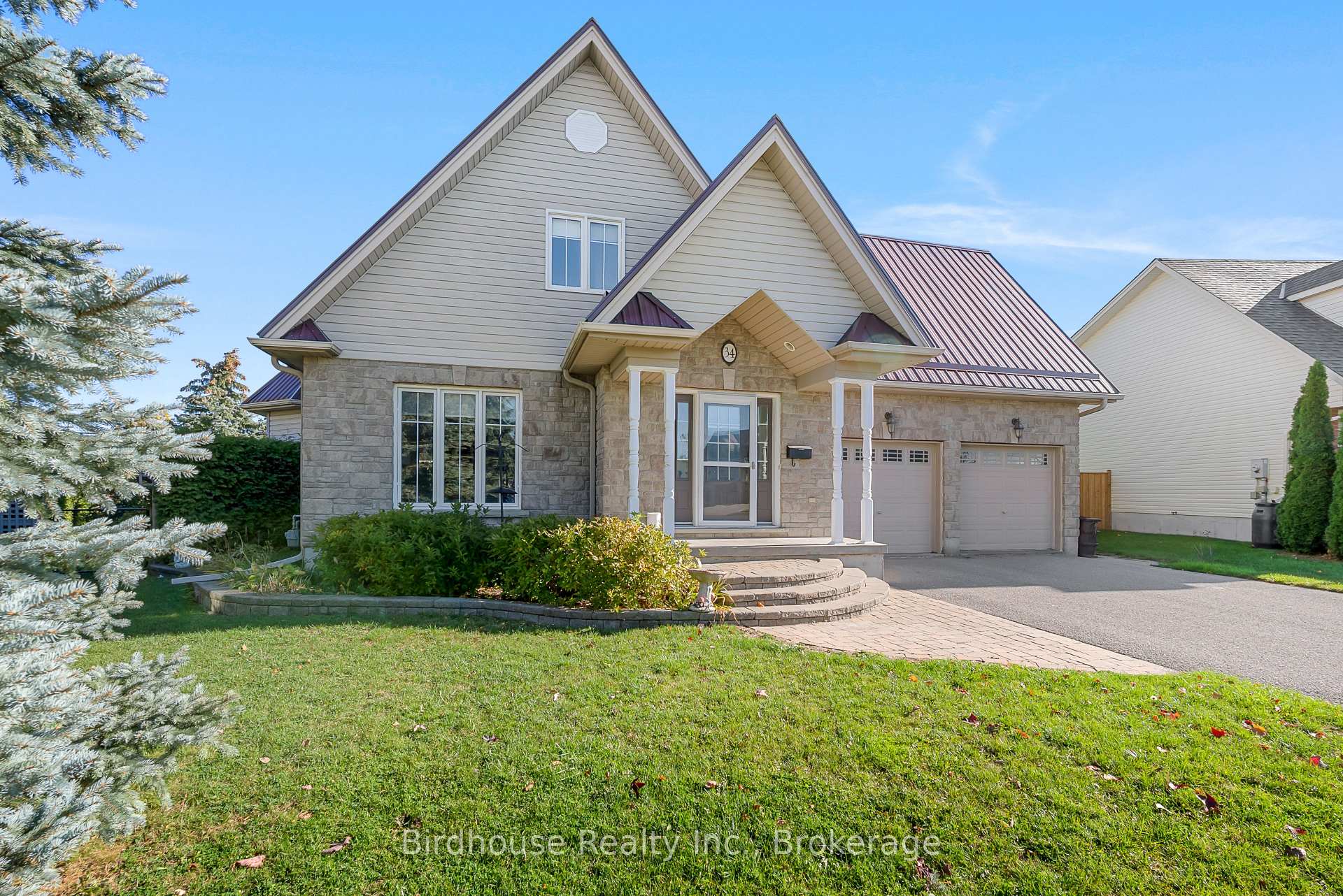 Photo 1 of 34 Lori Boulevard, Kawartha Lakes, Lindsay — HOMEH
