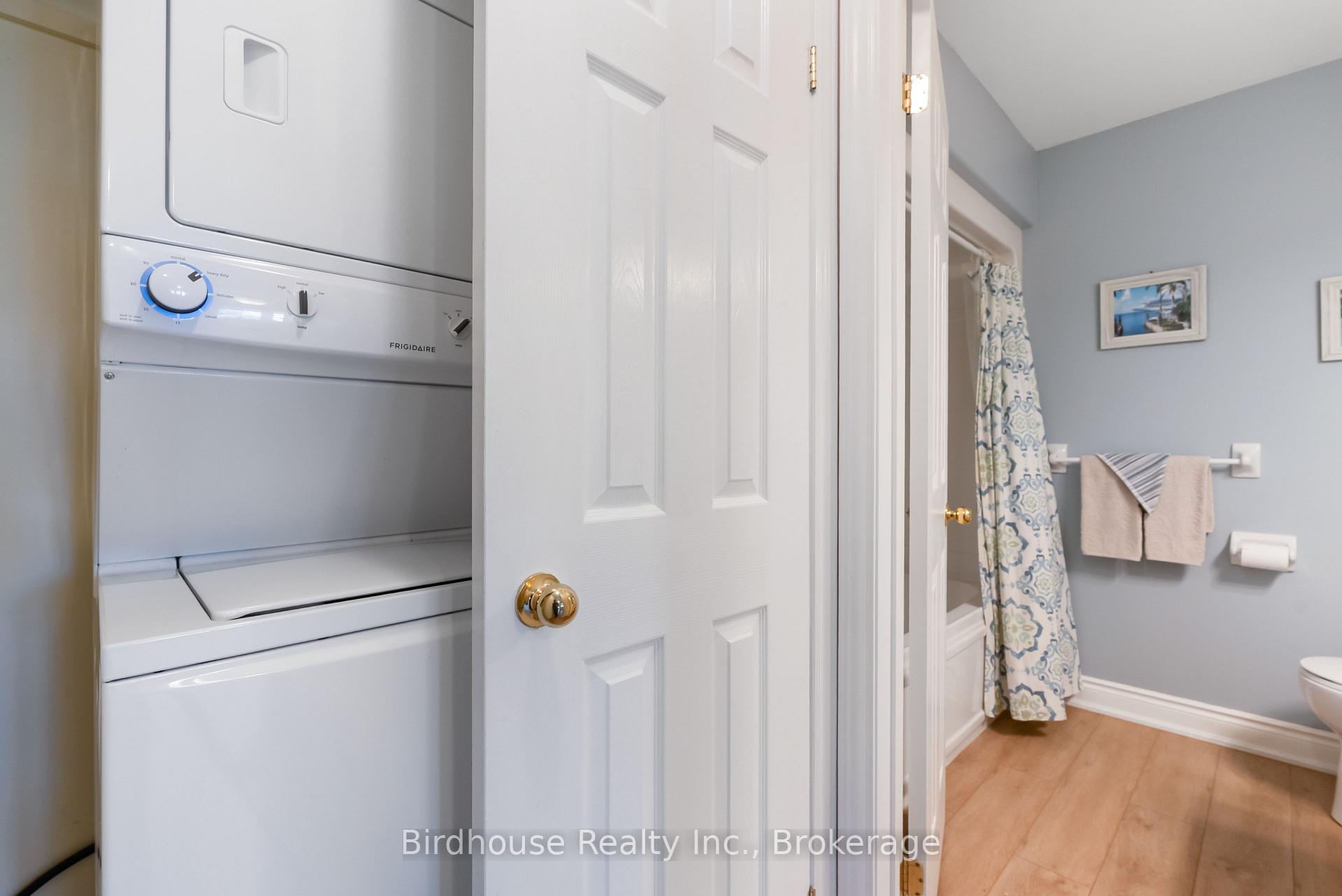 Photo 14 of 34 Lori Boulevard, Kawartha Lakes, Lindsay — HOMEH
