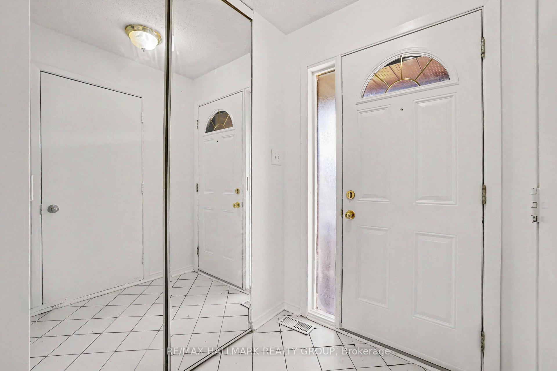 Photo 3 of 277 Pickford Drive, Ottawa, Kanata - Katimavik — HOMEH