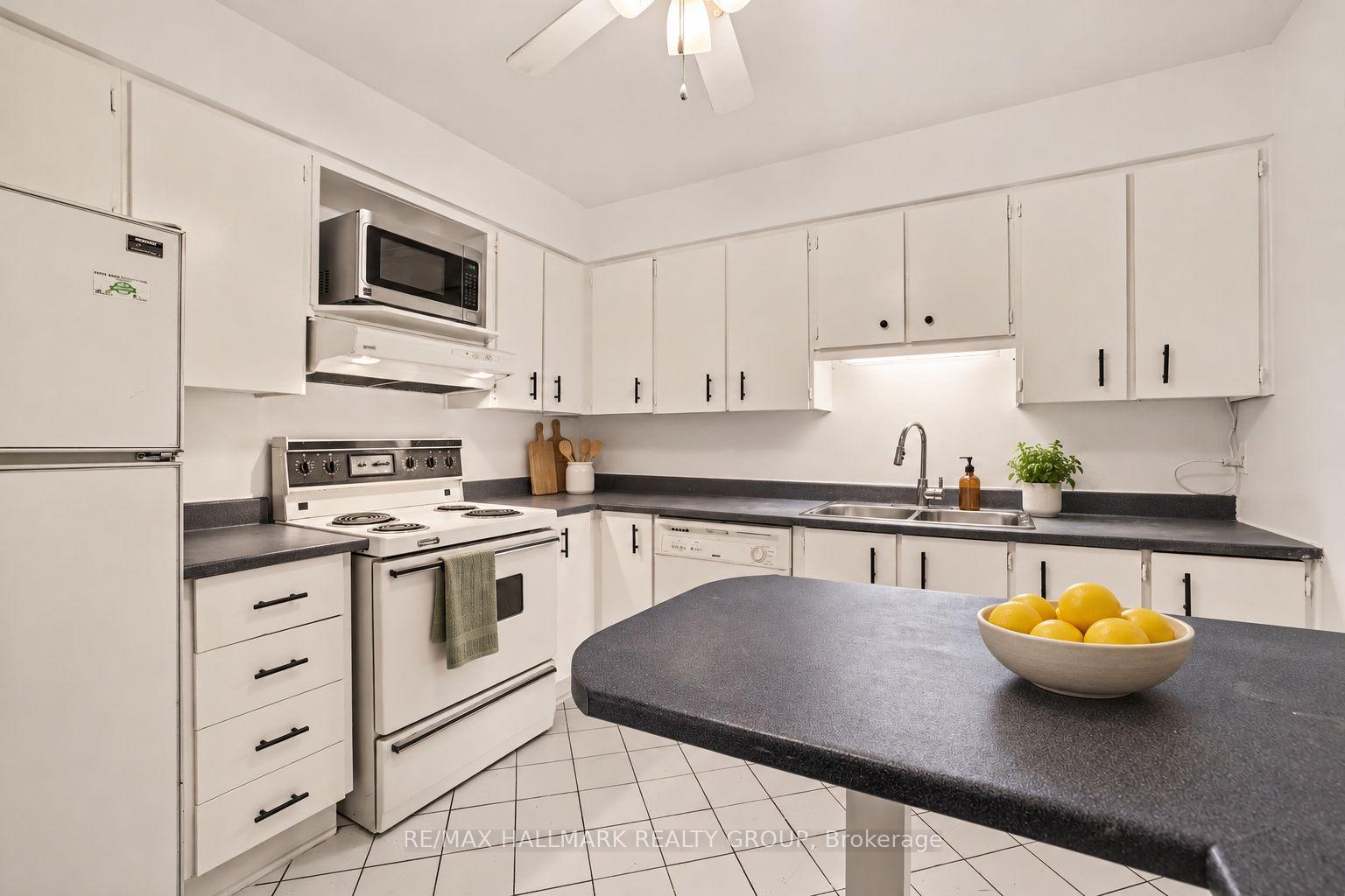 Photo 7 of 277 Pickford Drive, Ottawa, Kanata - Katimavik — HOMEH