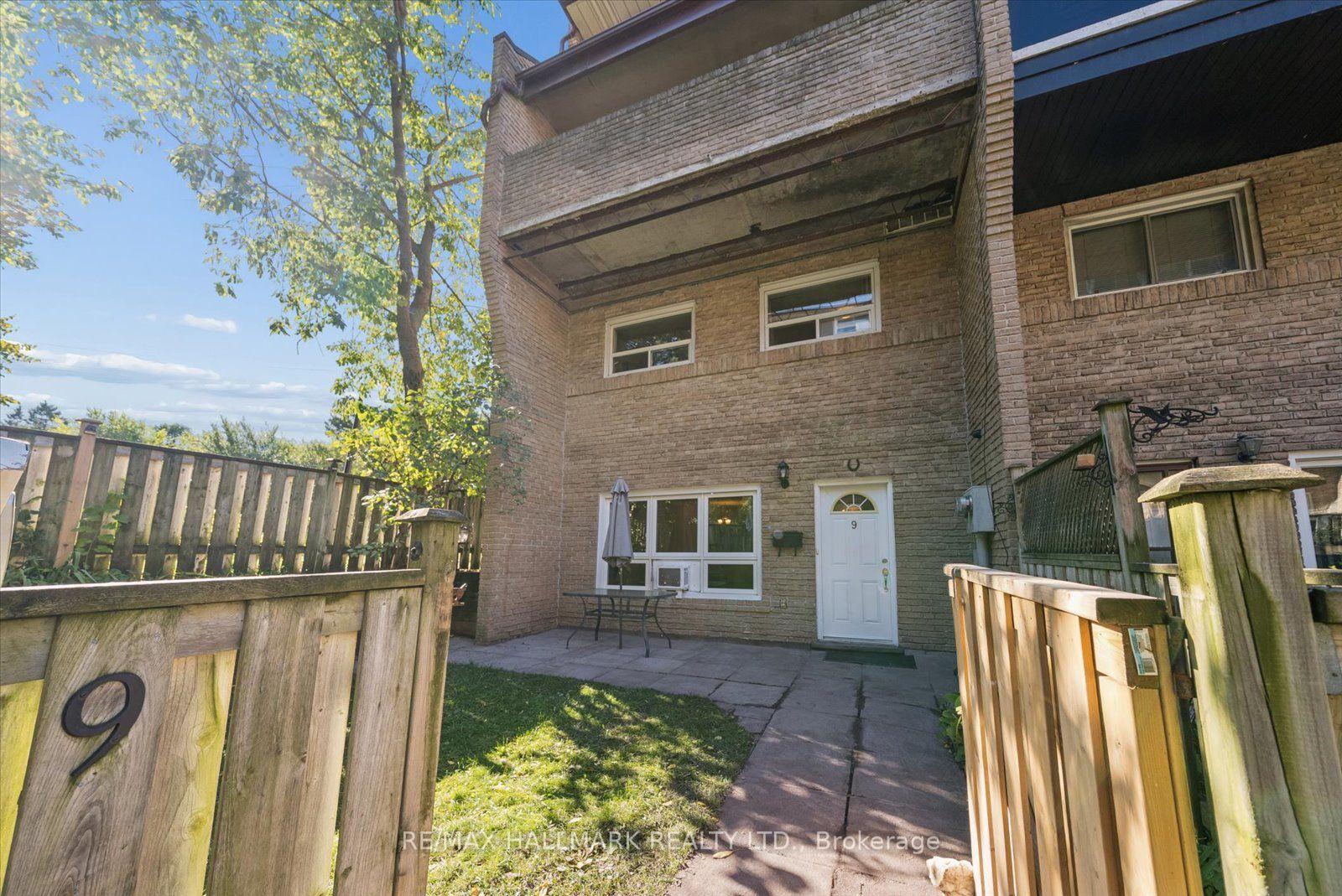 Photo 1 of Unit 9, 91 Muir Drive, Scarborough, Scarborough Village — HOMEH