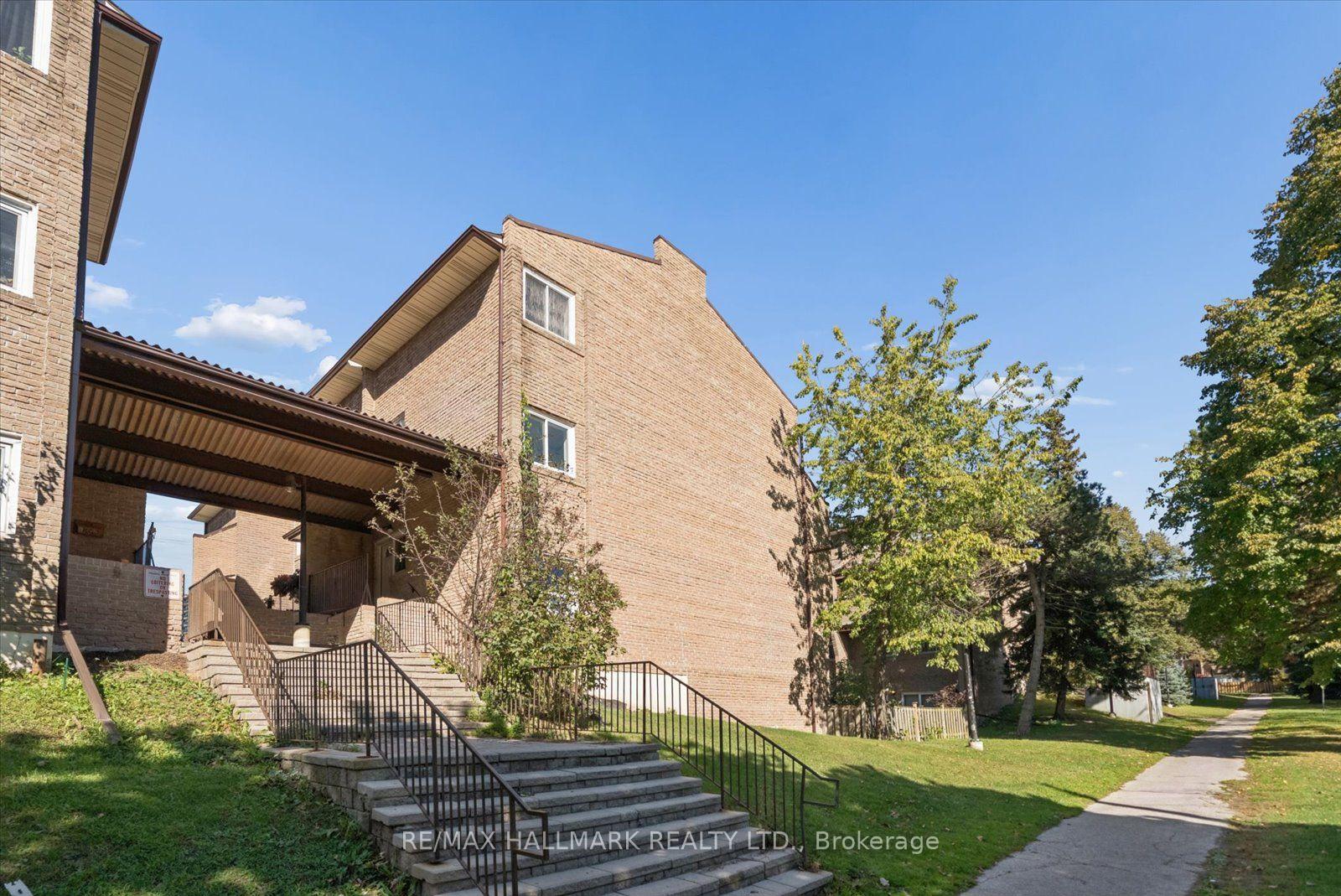 Photo 5 of Unit 9, 91 Muir Drive, Scarborough, Scarborough Village — HOMEH
