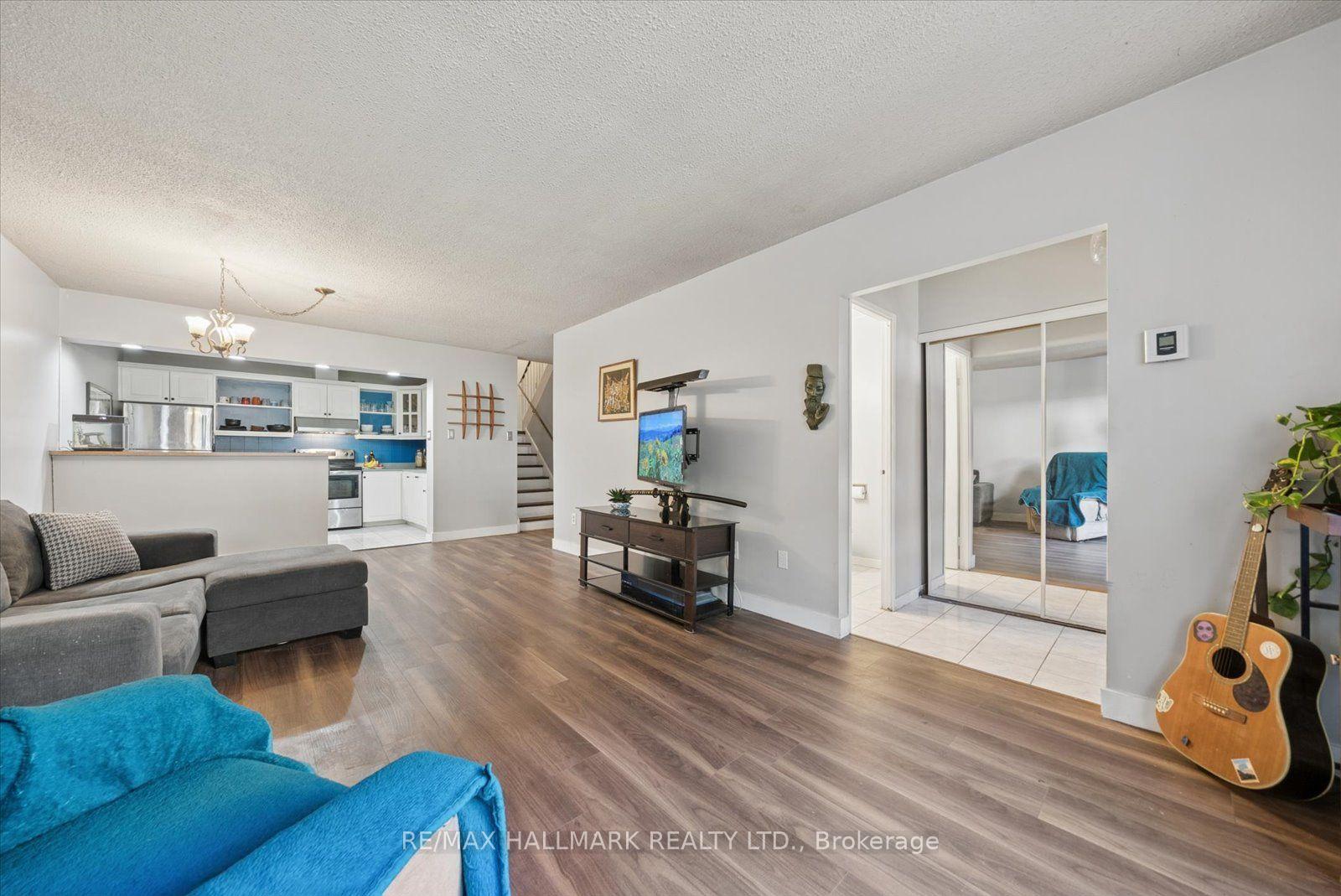 Photo 11 of Unit 9, 91 Muir Drive, Scarborough, Scarborough Village — HOMEH