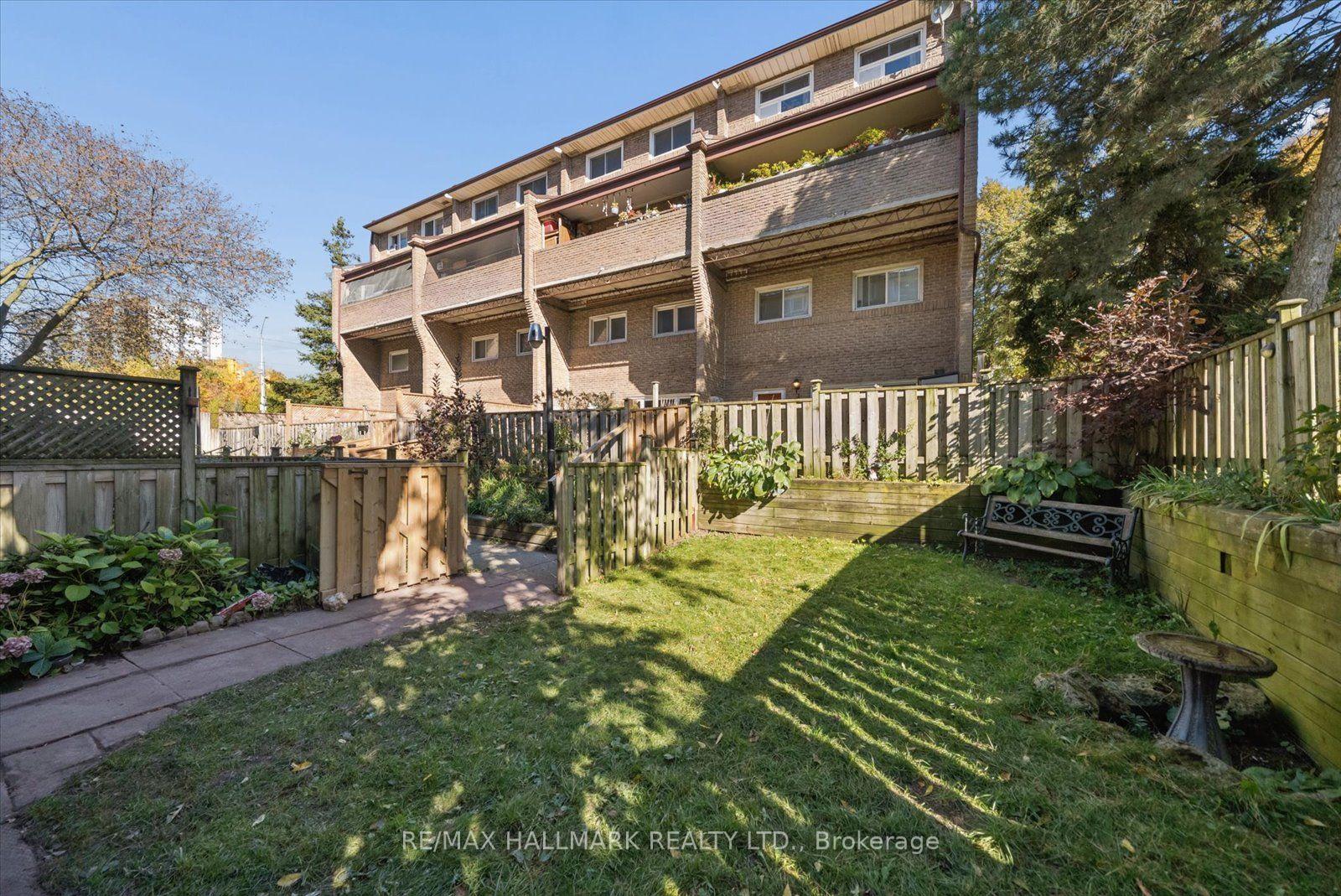 Photo 30 of Unit 9, 91 Muir Drive, Scarborough, Scarborough Village — HOMEH