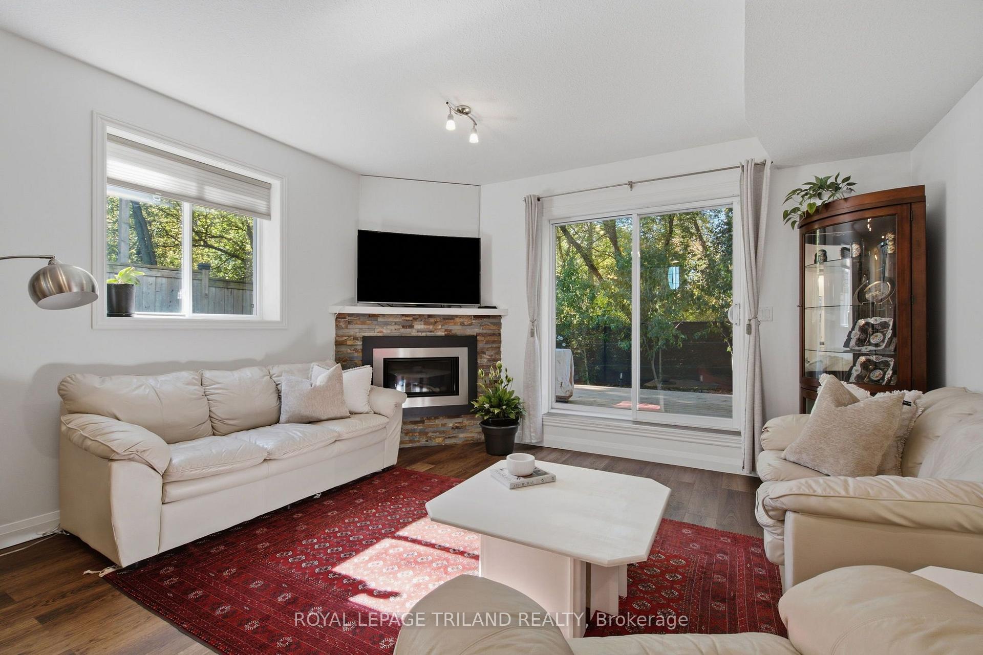 Photo 27 of 2039 Springridge Drive, London, North C — HOMEH