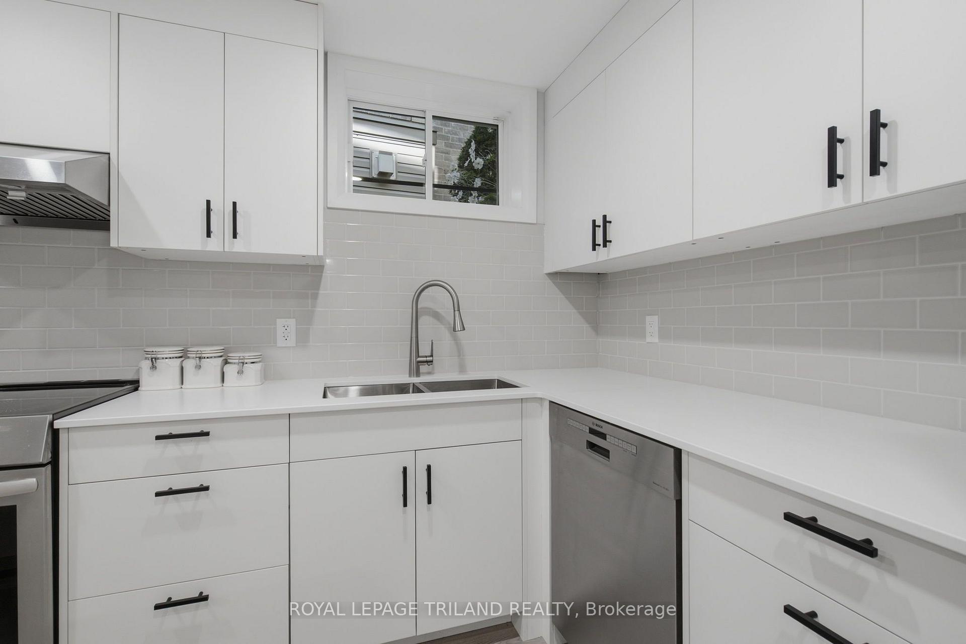 Photo 38 of 2039 Springridge Drive, London, North C — HOMEH