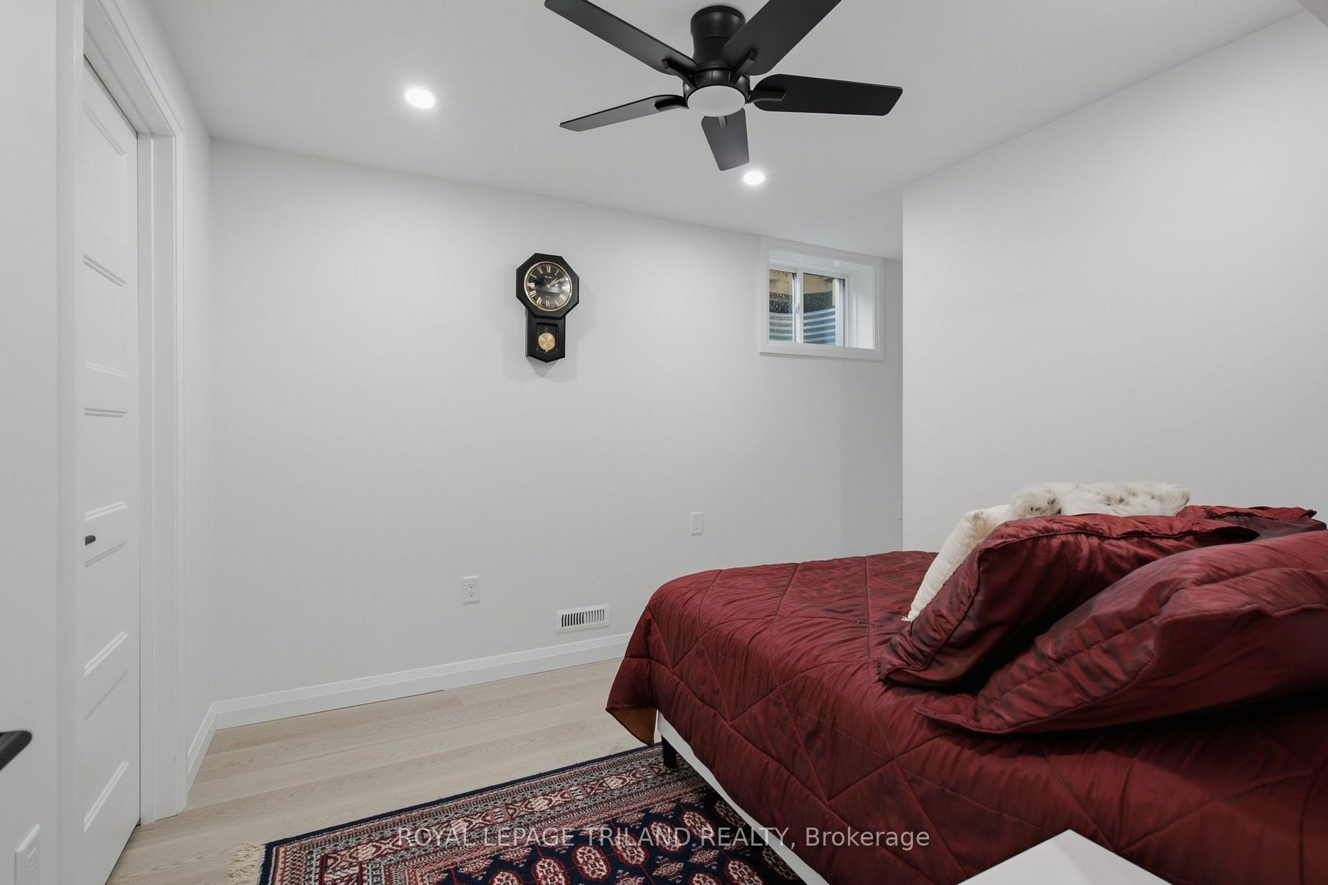 Photo 39 of 2039 Springridge Drive, London, North C — HOMEH