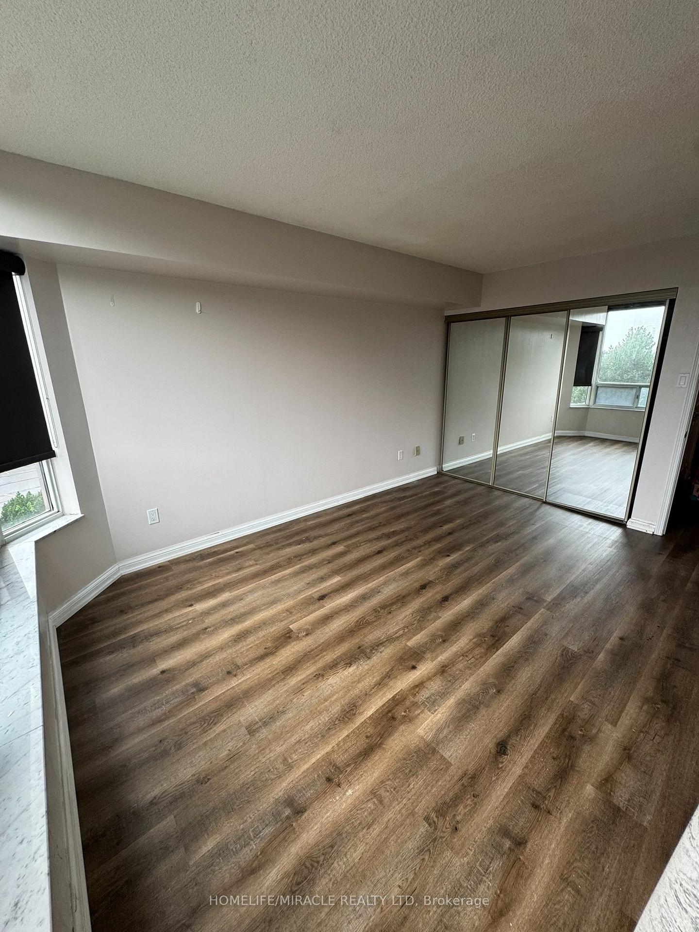 Photo of Unit 406, 24 Hanover Road