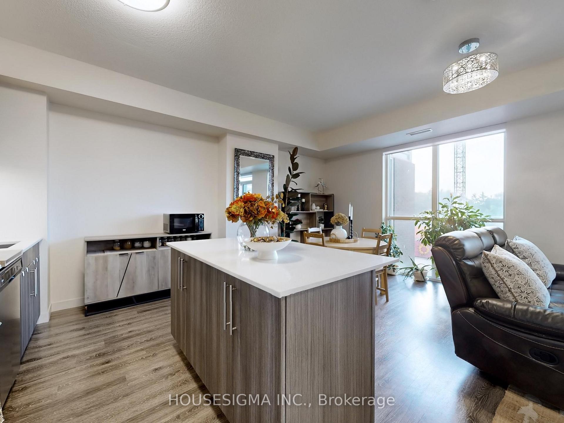 Photo 3 of Unit 146, 2093 Fairview Street, Burlington, Freeman — HOMEH