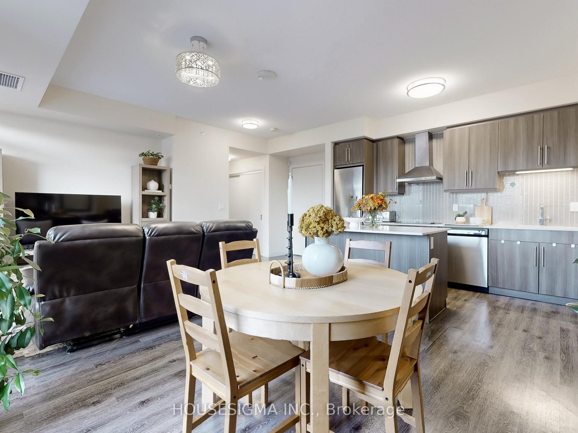 Photo 7 of Unit 146, 2093 Fairview Street, Burlington, Freeman — HOMEH