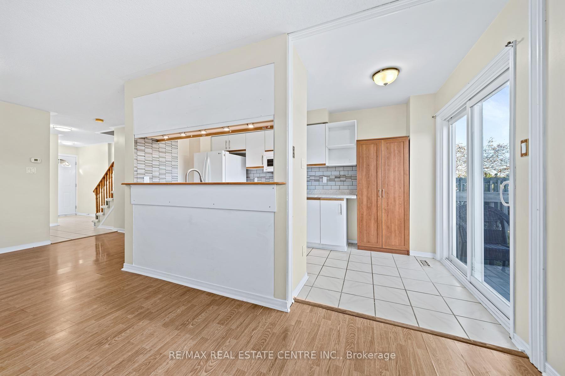 Photo 7 of Unit 97, 59 Corey Circle, Halton Hills, Georgetown — HOMEH
